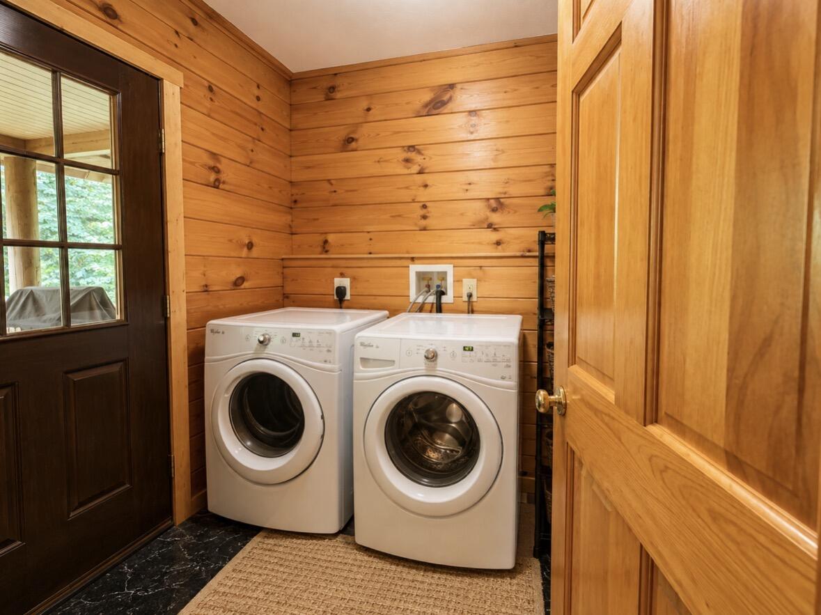 4558 Cherry Hill, Conover, Ohio 45317