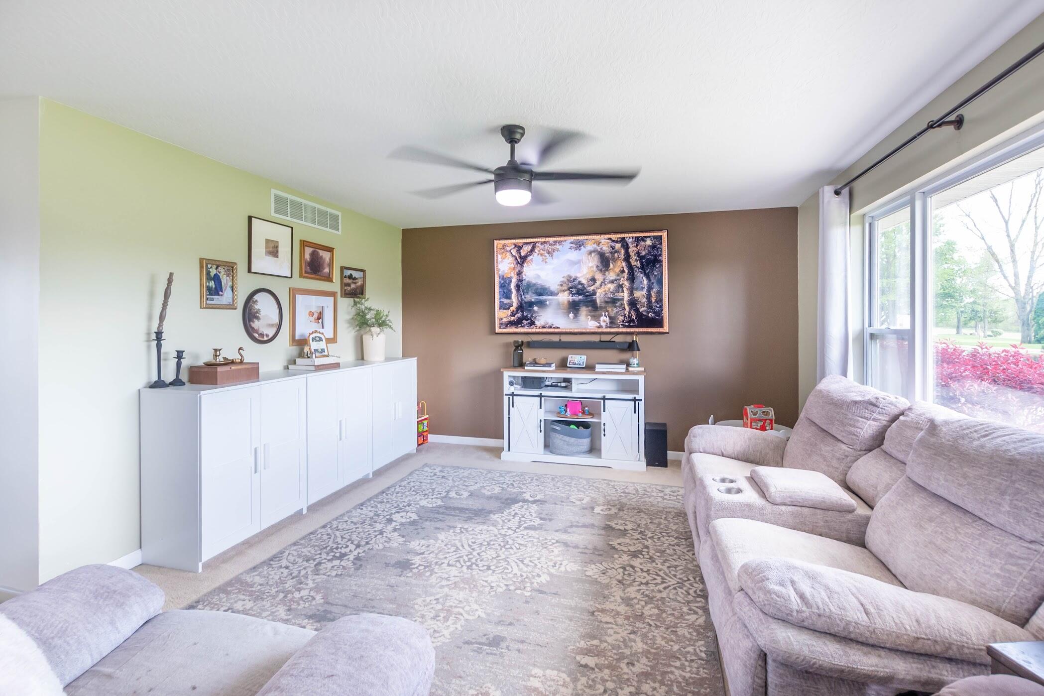 17150 Harmon Patrick, Richwood, Ohio 43344