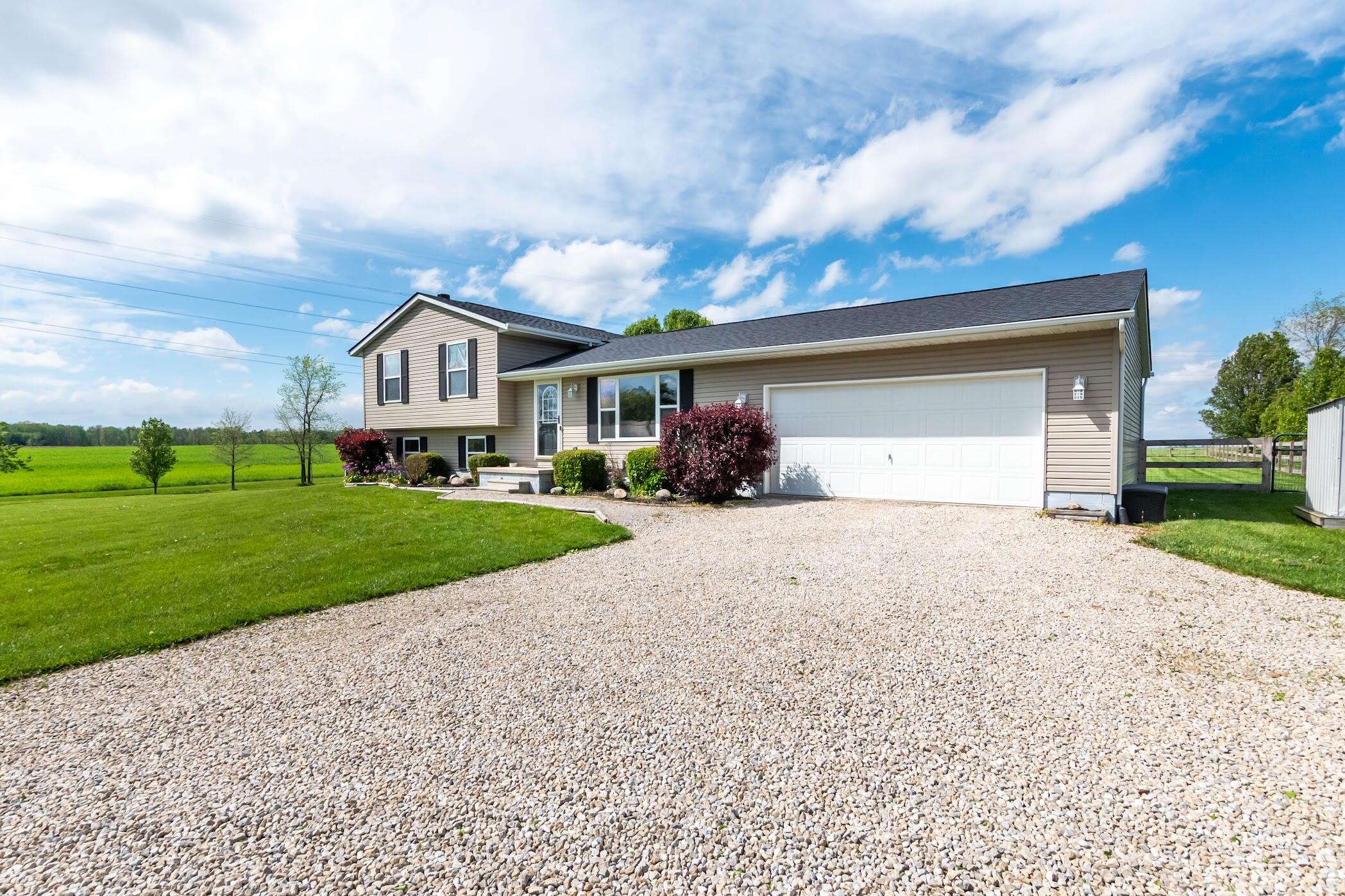 17150 Harmon Patrick, Richwood, Ohio 43344