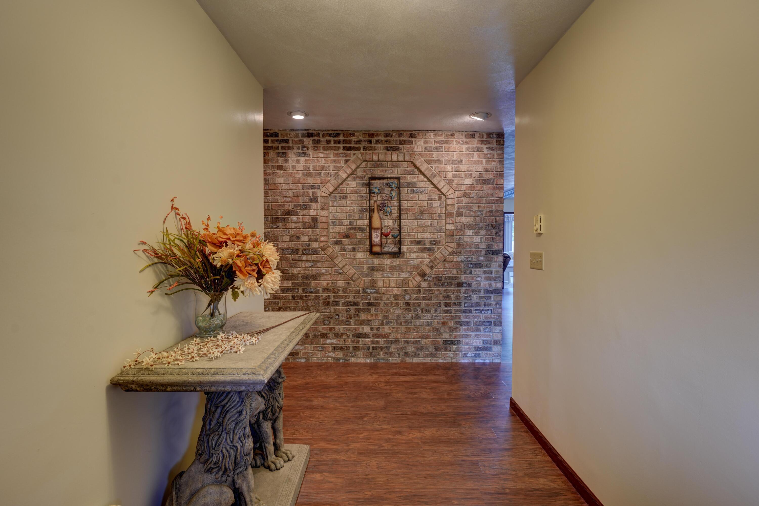 6468 Country Club, Greenville, Ohio 45331
