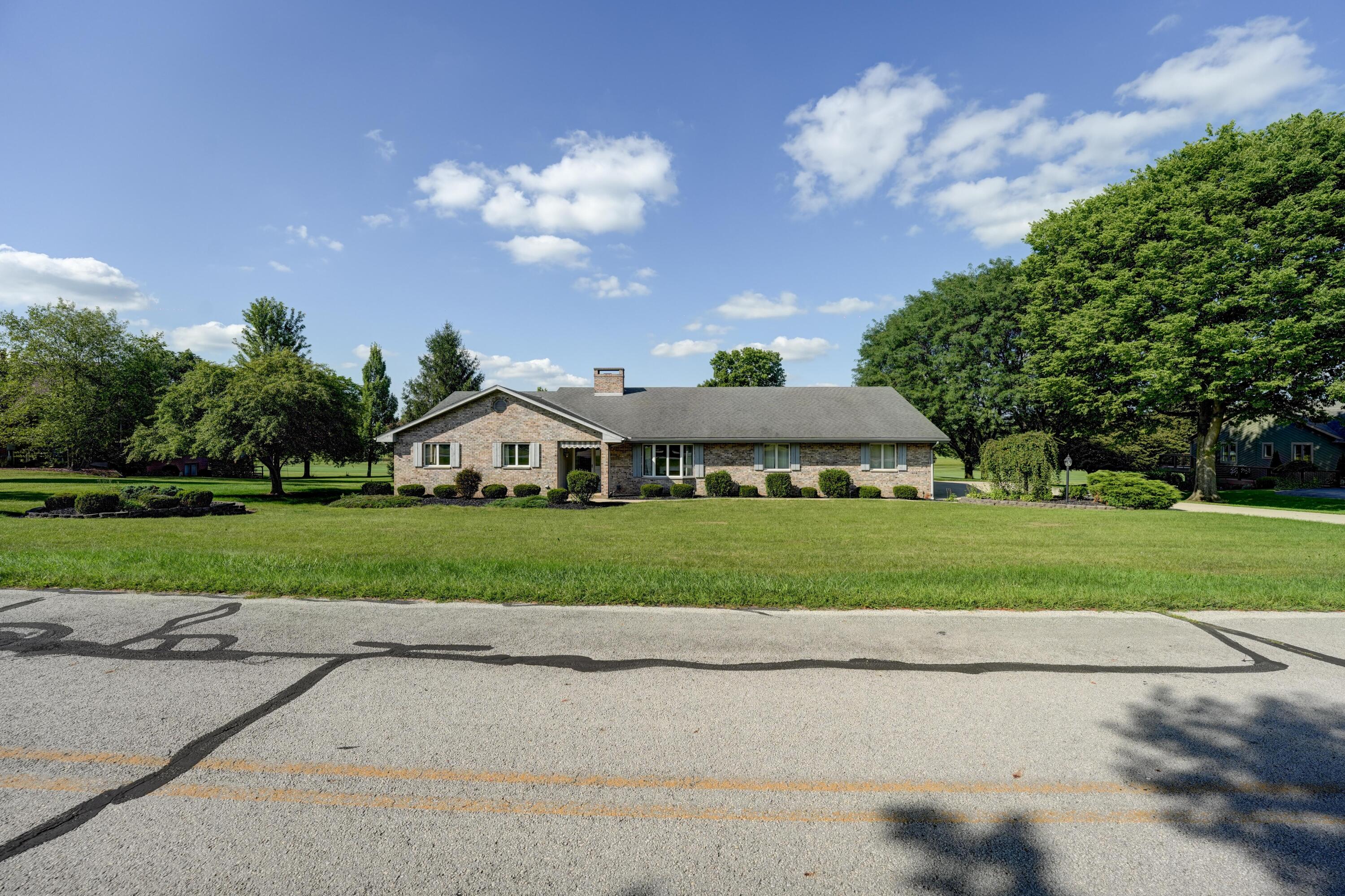 6468 Country Club, Greenville, Ohio 45331