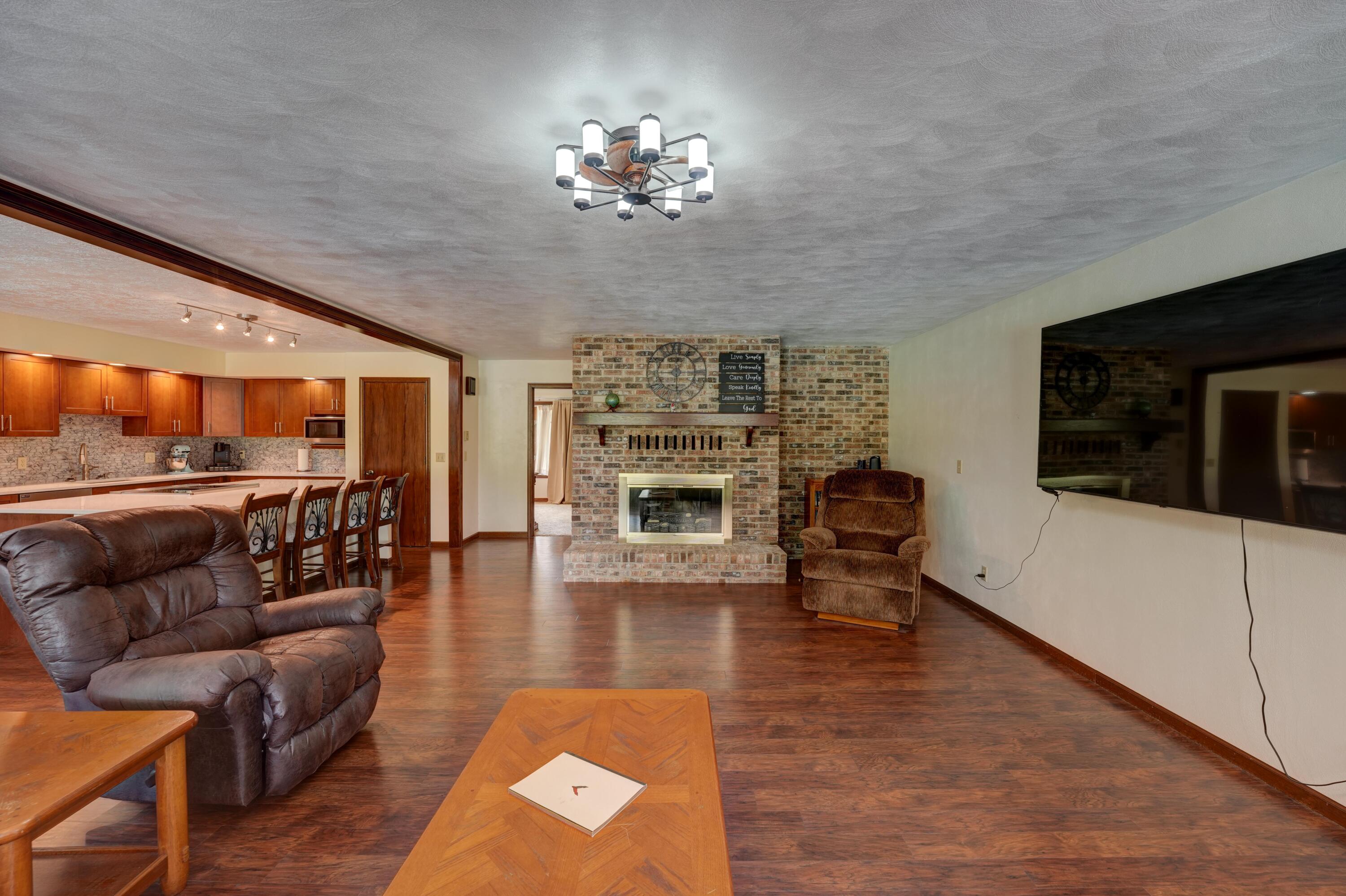 6468 Country Club, Greenville, Ohio 45331