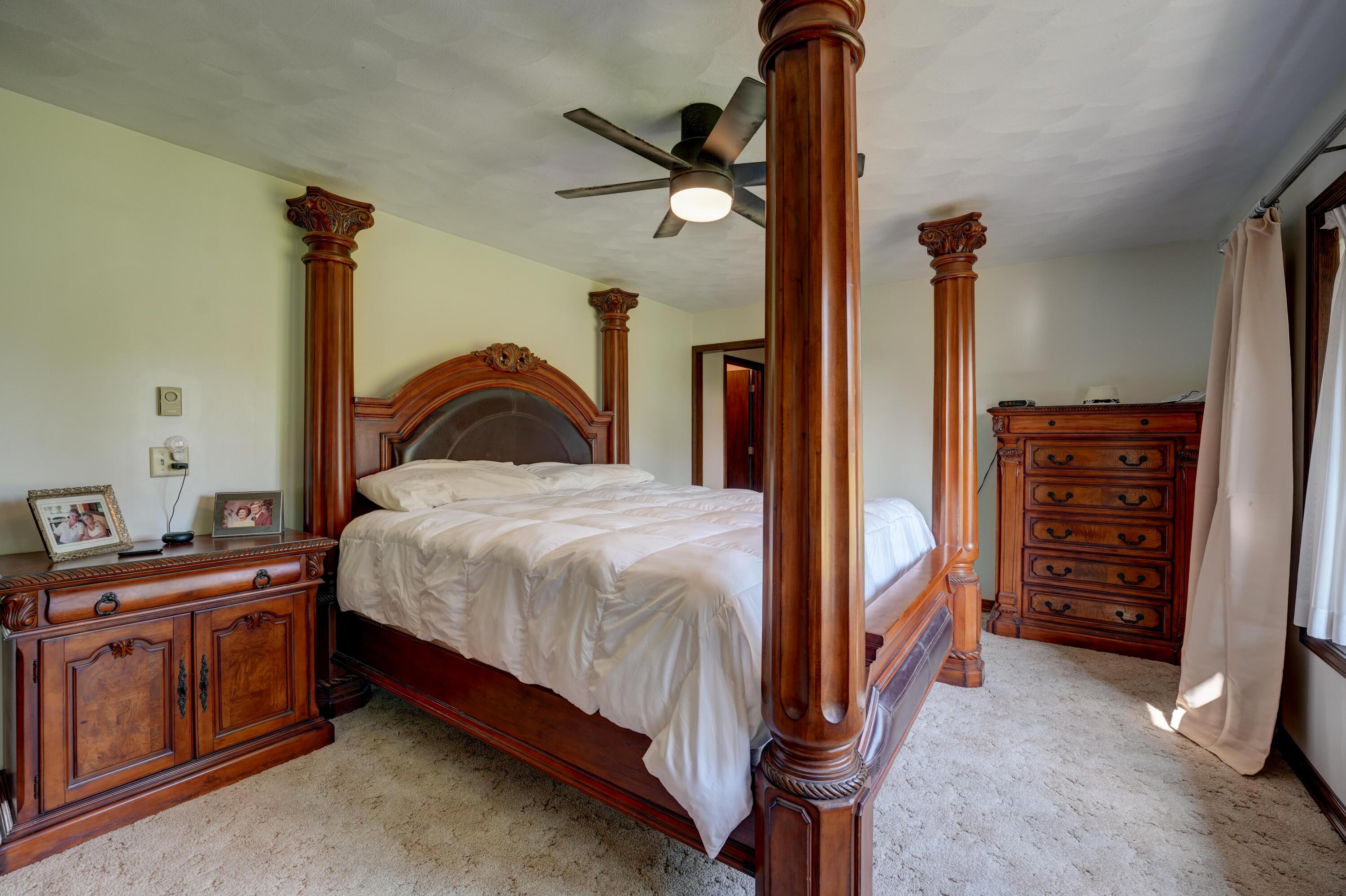 6468 Country Club, Greenville, Ohio 45331