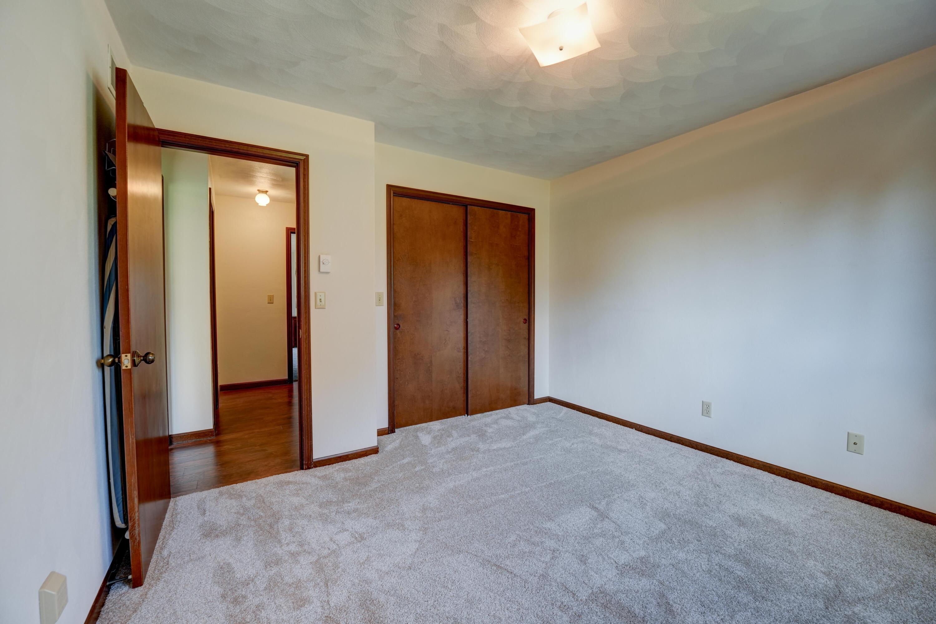 6468 Country Club, Greenville, Ohio 45331