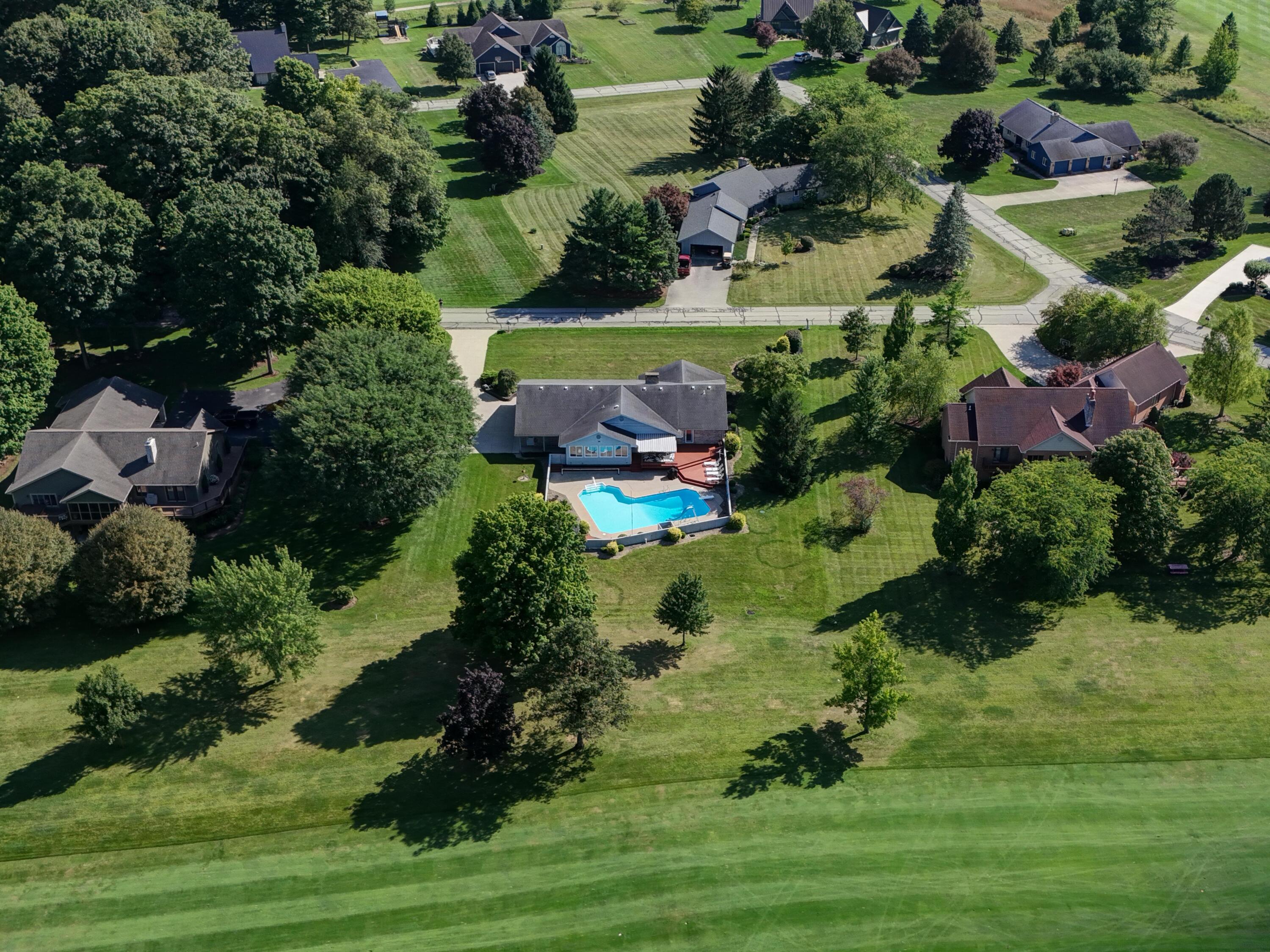 6468 Country Club, Greenville, Ohio 45331