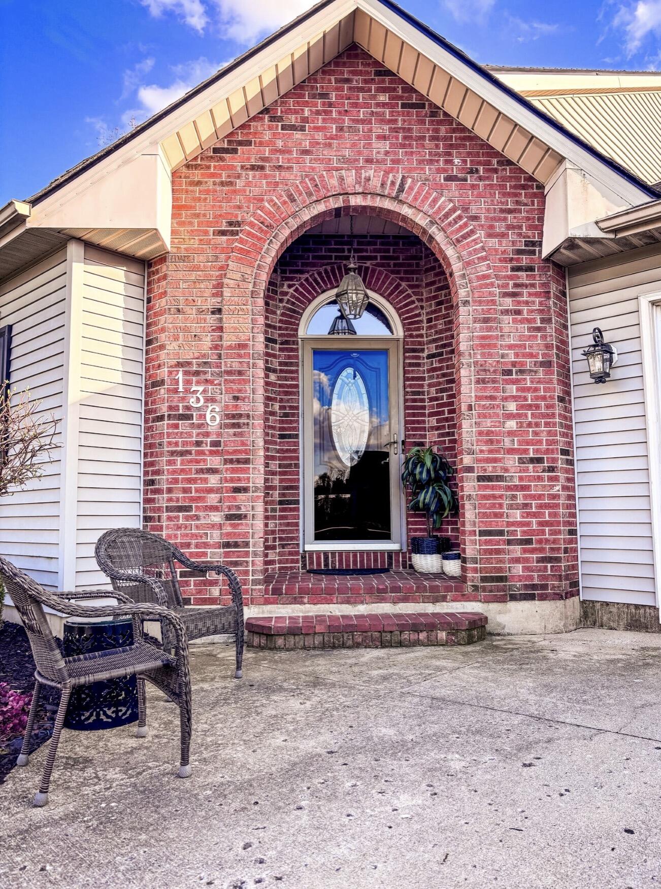 136 Village Green, Sidney, Ohio 45365