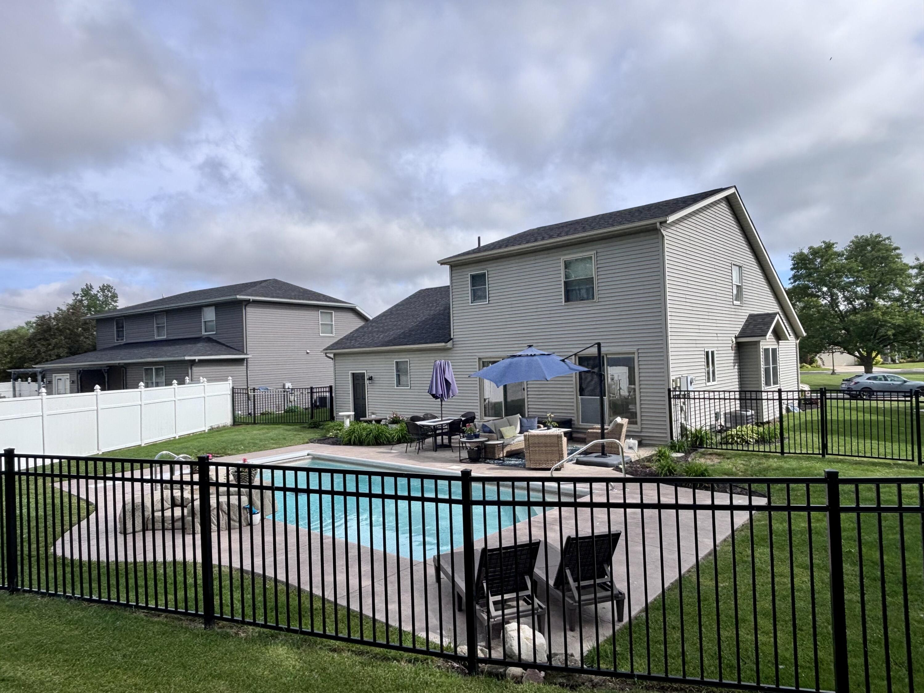 136 Village Green, Sidney, Ohio 45365
