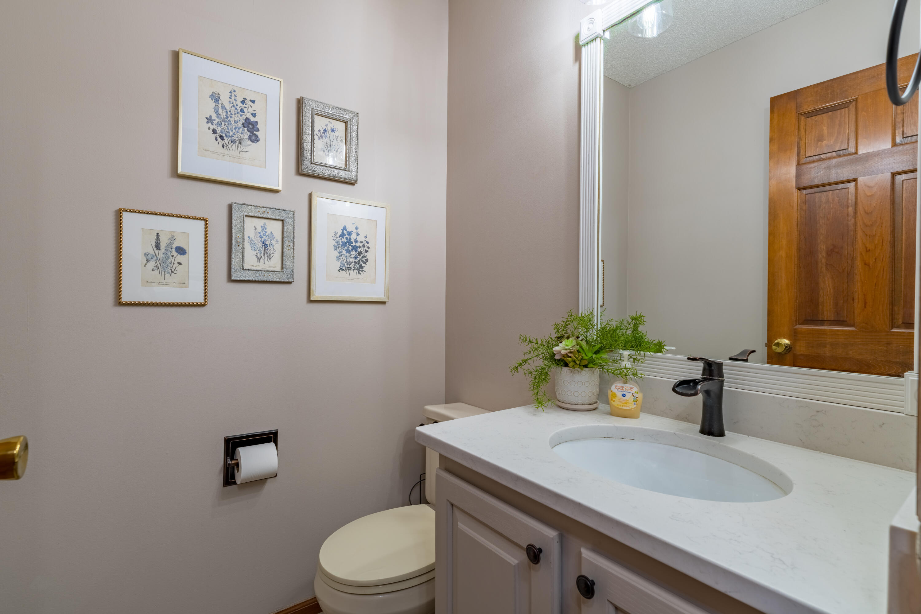 136 Village Green, Sidney, Ohio 45365