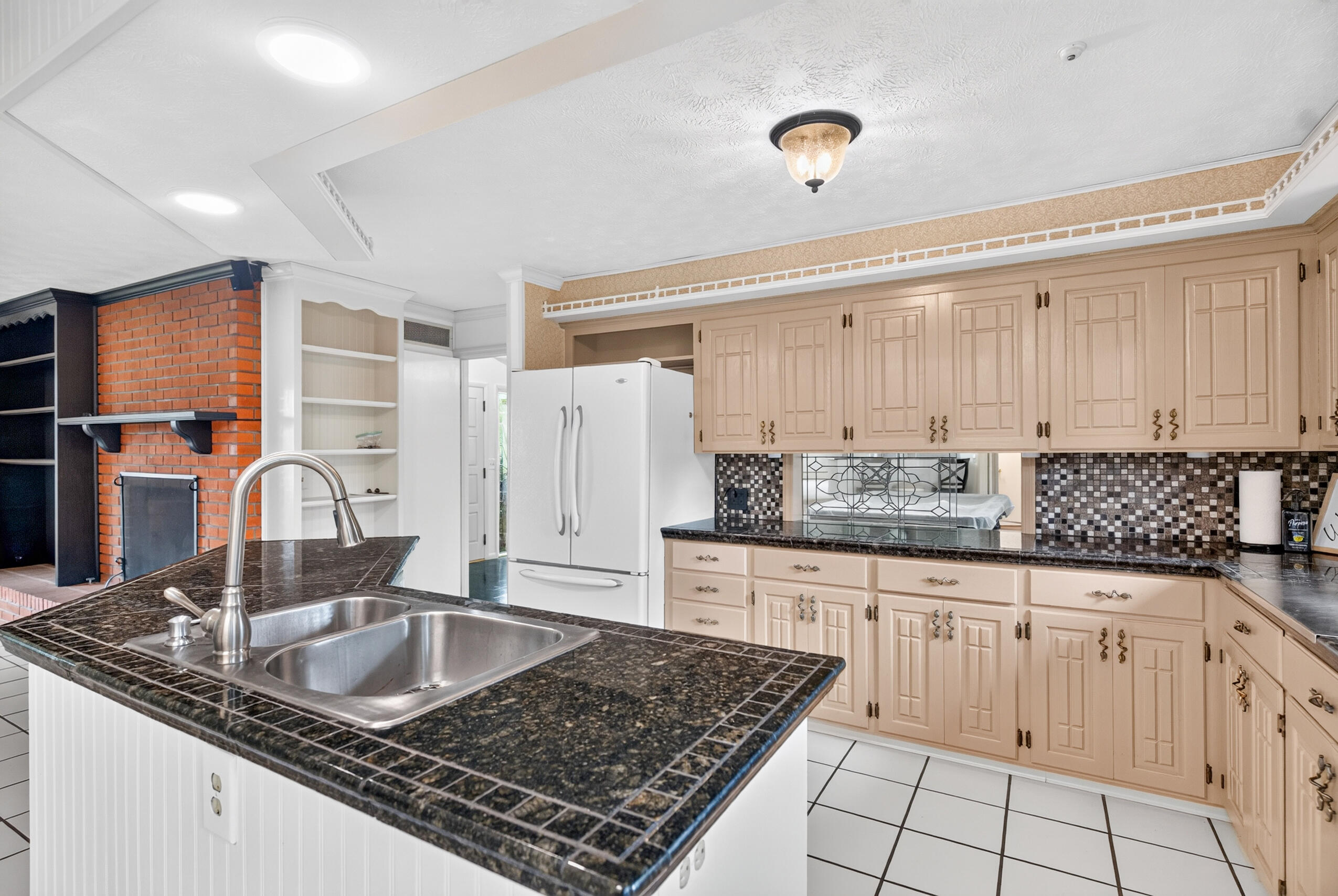 860 Lincolnshire, Troy, Ohio 45373