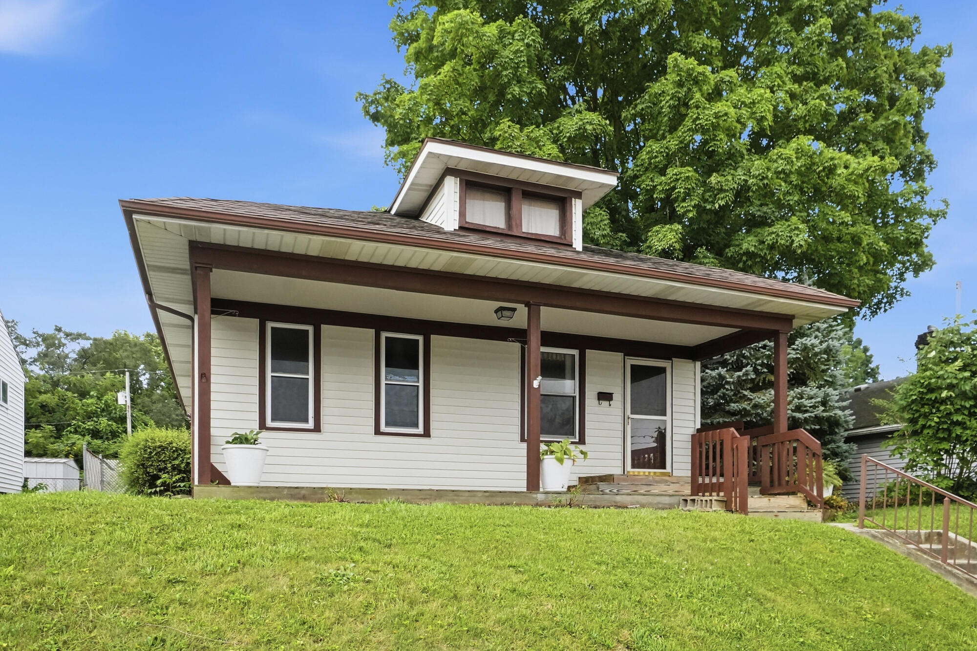 1537 Pleasant, Springfield, Ohio 45506