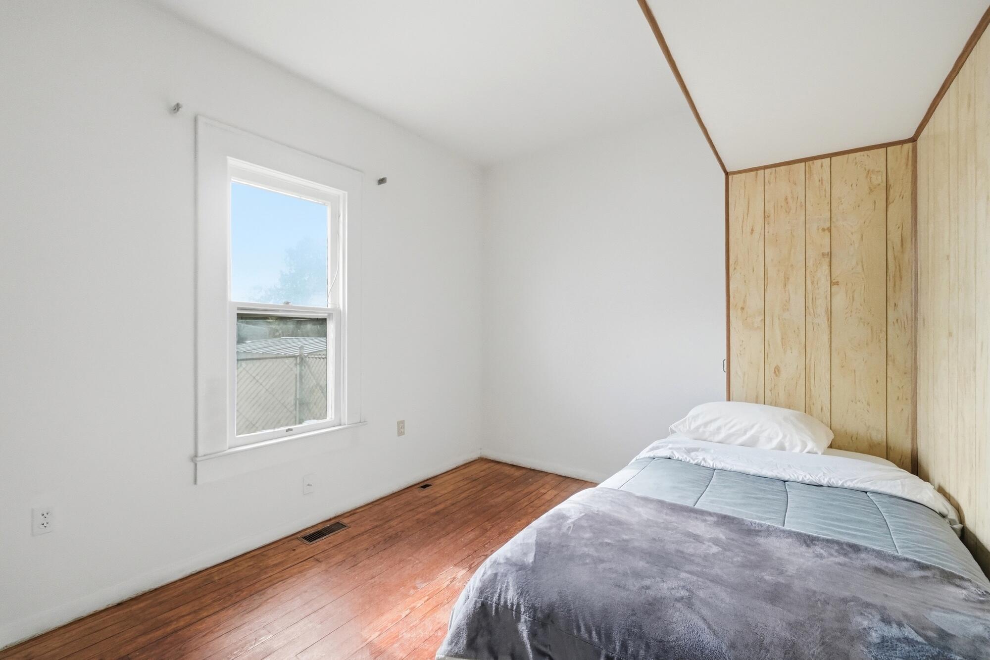 1537 Pleasant, Springfield, Ohio 45506
