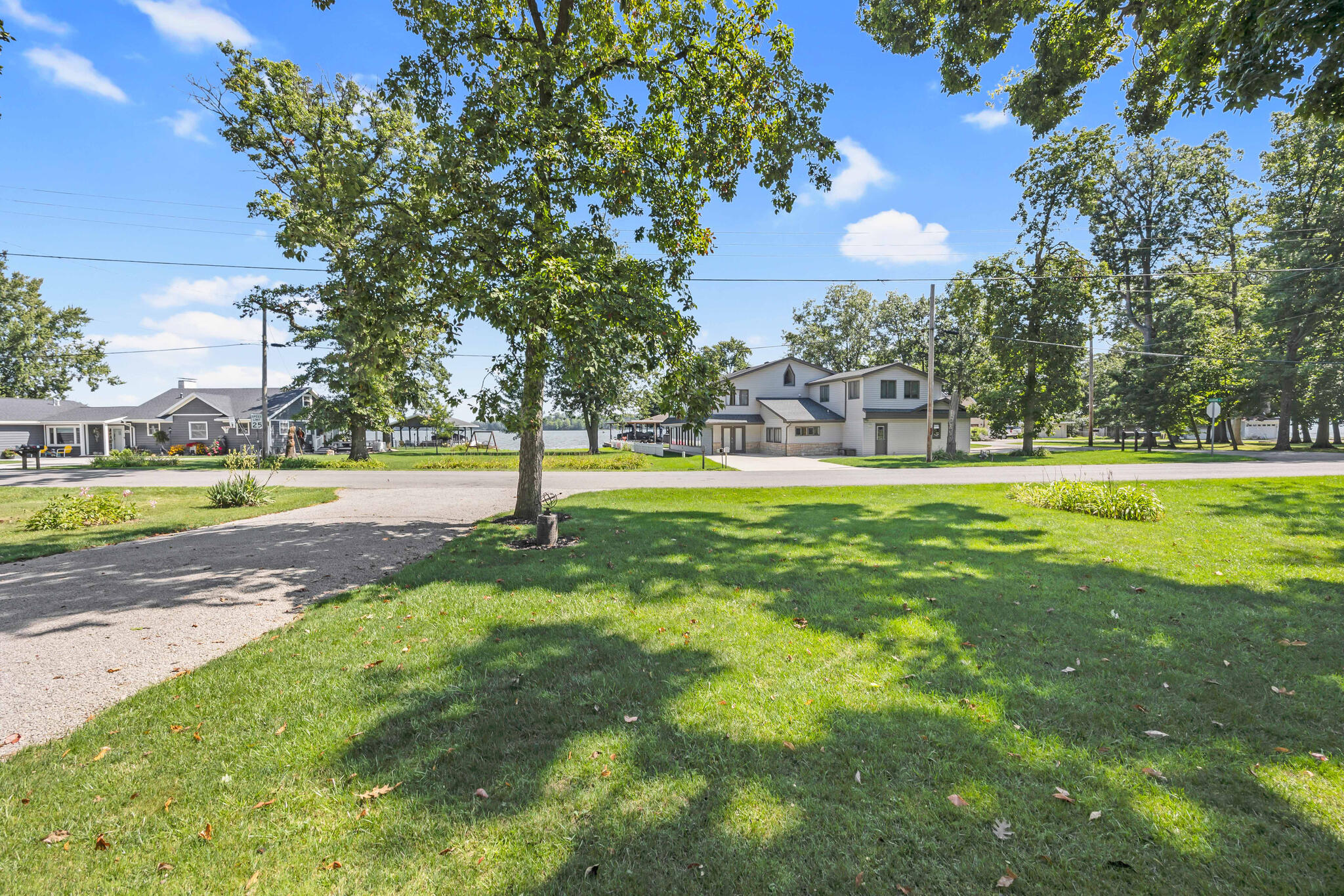 10848 Seminole Shore, Huntsville, Ohio 43324