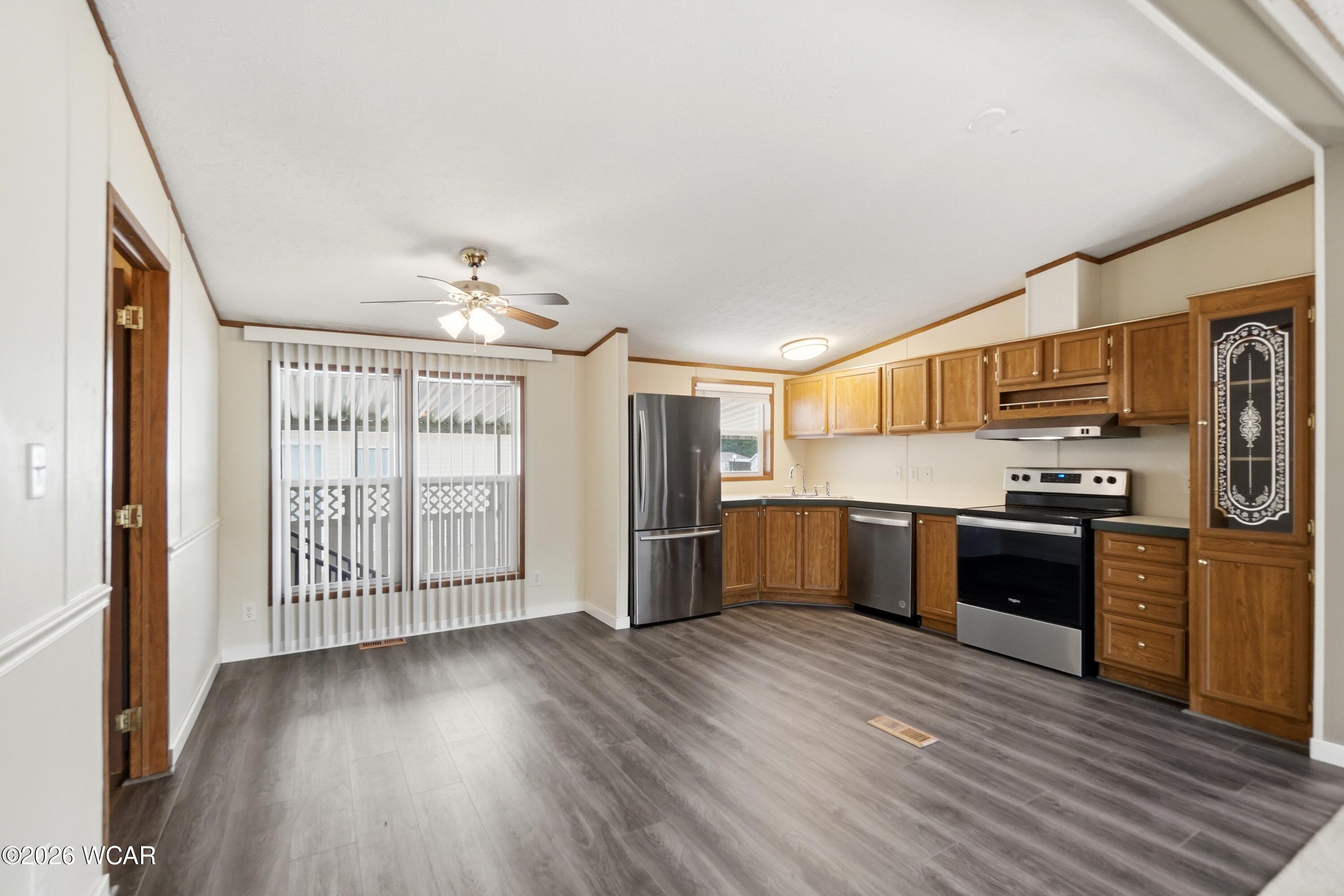 573 Waterview Circle, Lima, Ohio