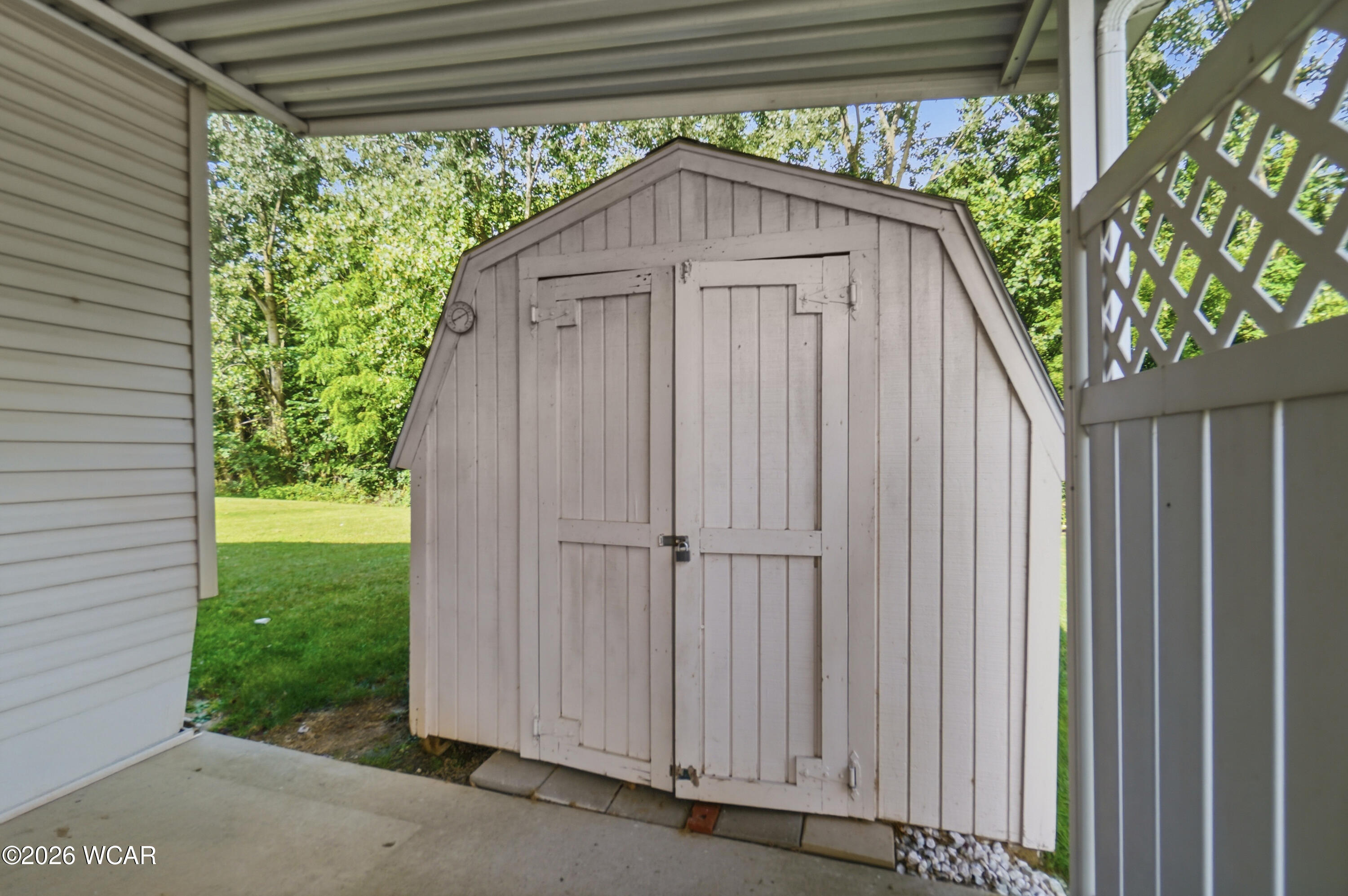 573 Waterview Circle, Lima, Ohio