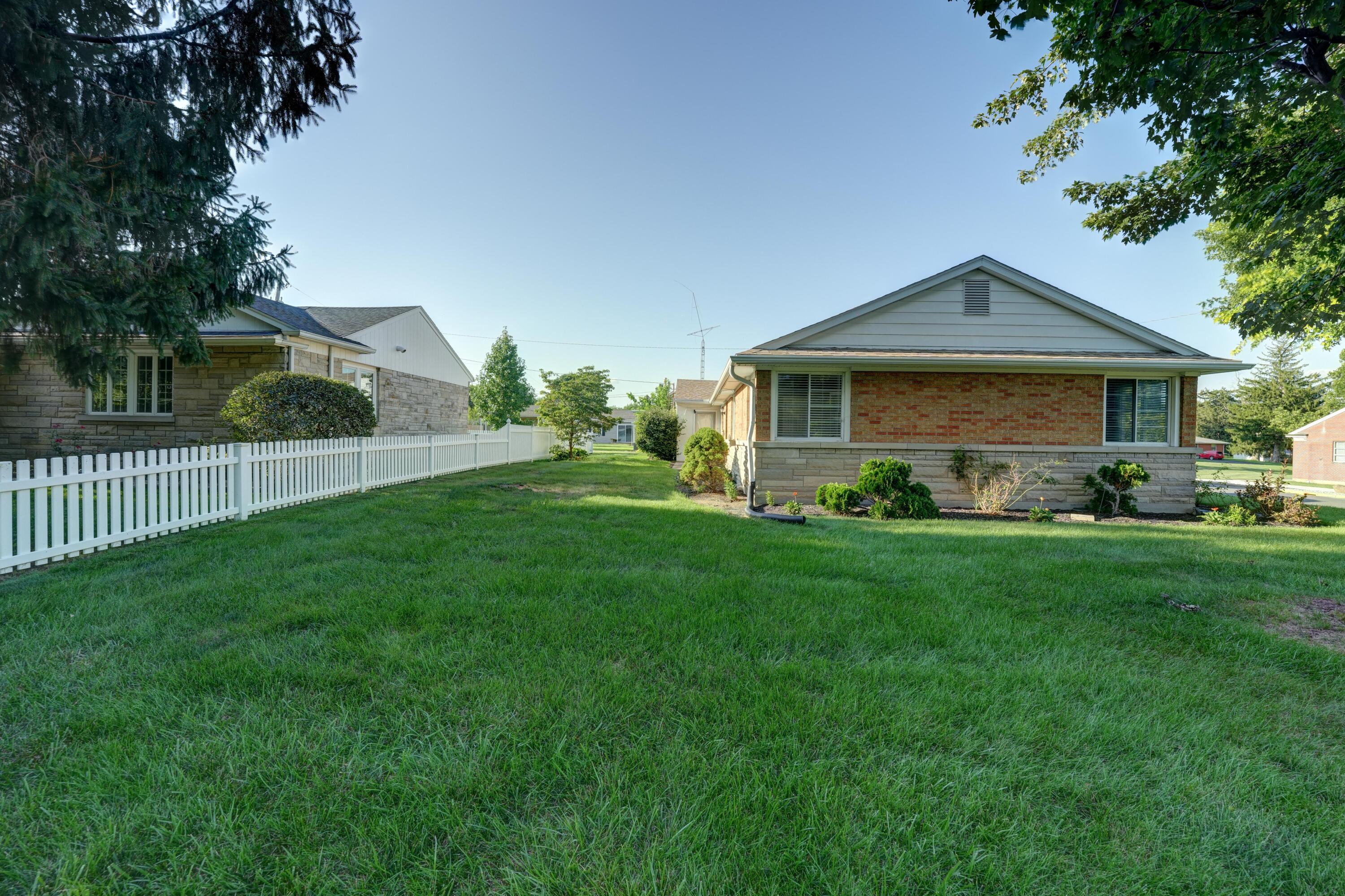 100 Avenue B, Greenville, Ohio 45331