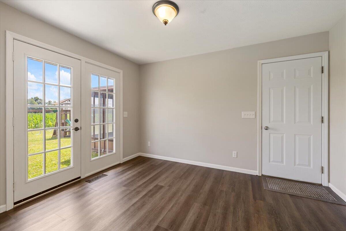 11855 Troy, New Carlisle, Ohio 45344