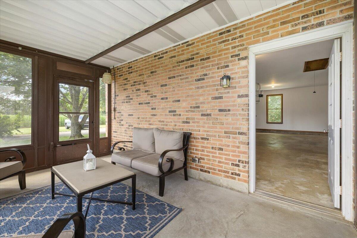 11855 Troy, New Carlisle, Ohio 45344