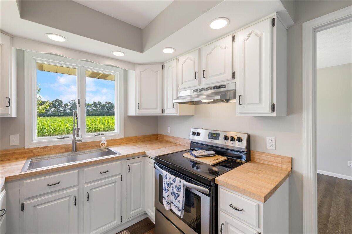 11855 Troy, New Carlisle, Ohio 45344