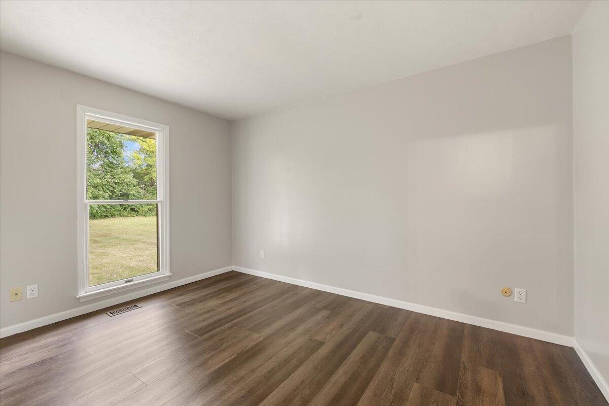 11855 Troy, New Carlisle, Ohio 45344