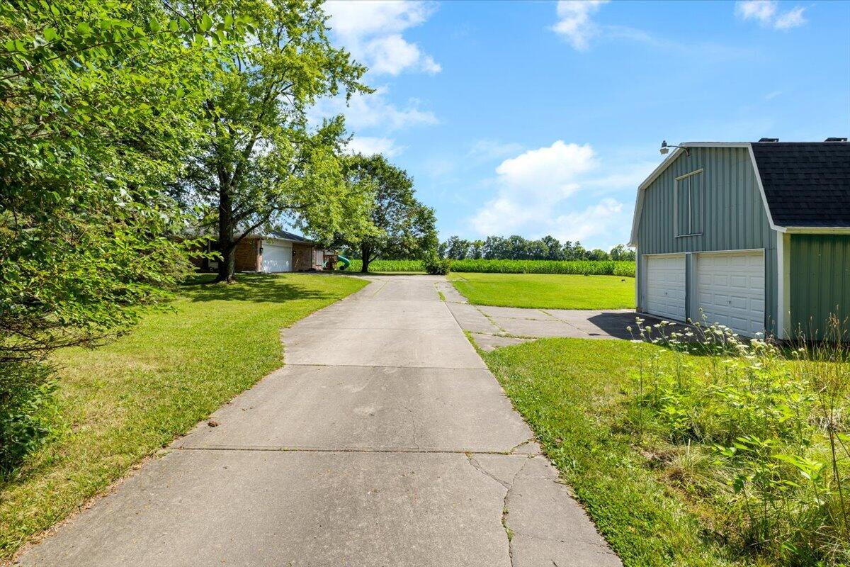 11855 Troy, New Carlisle, Ohio 45344