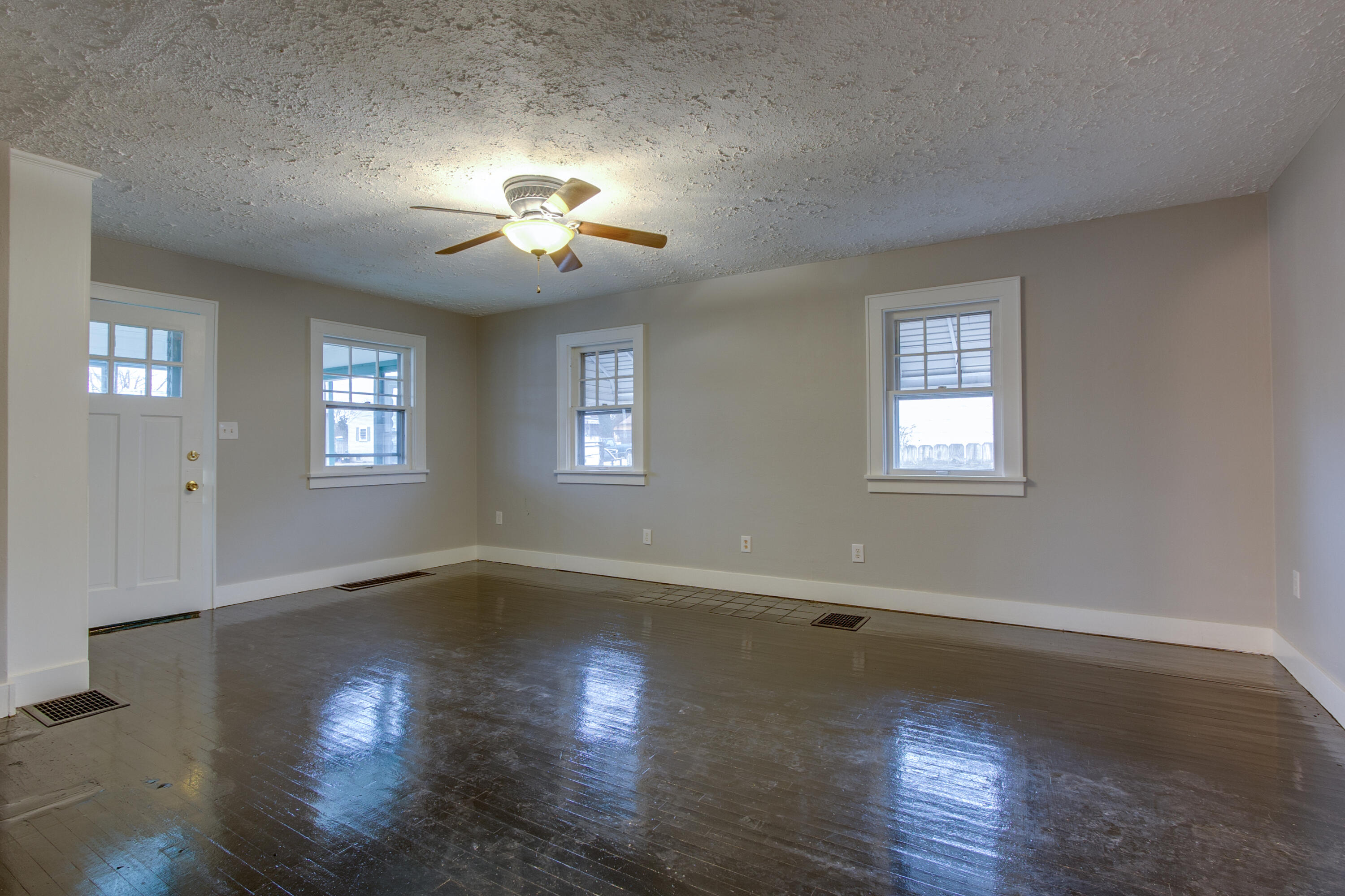 1015 Beacon, Springfield, Ohio 45505