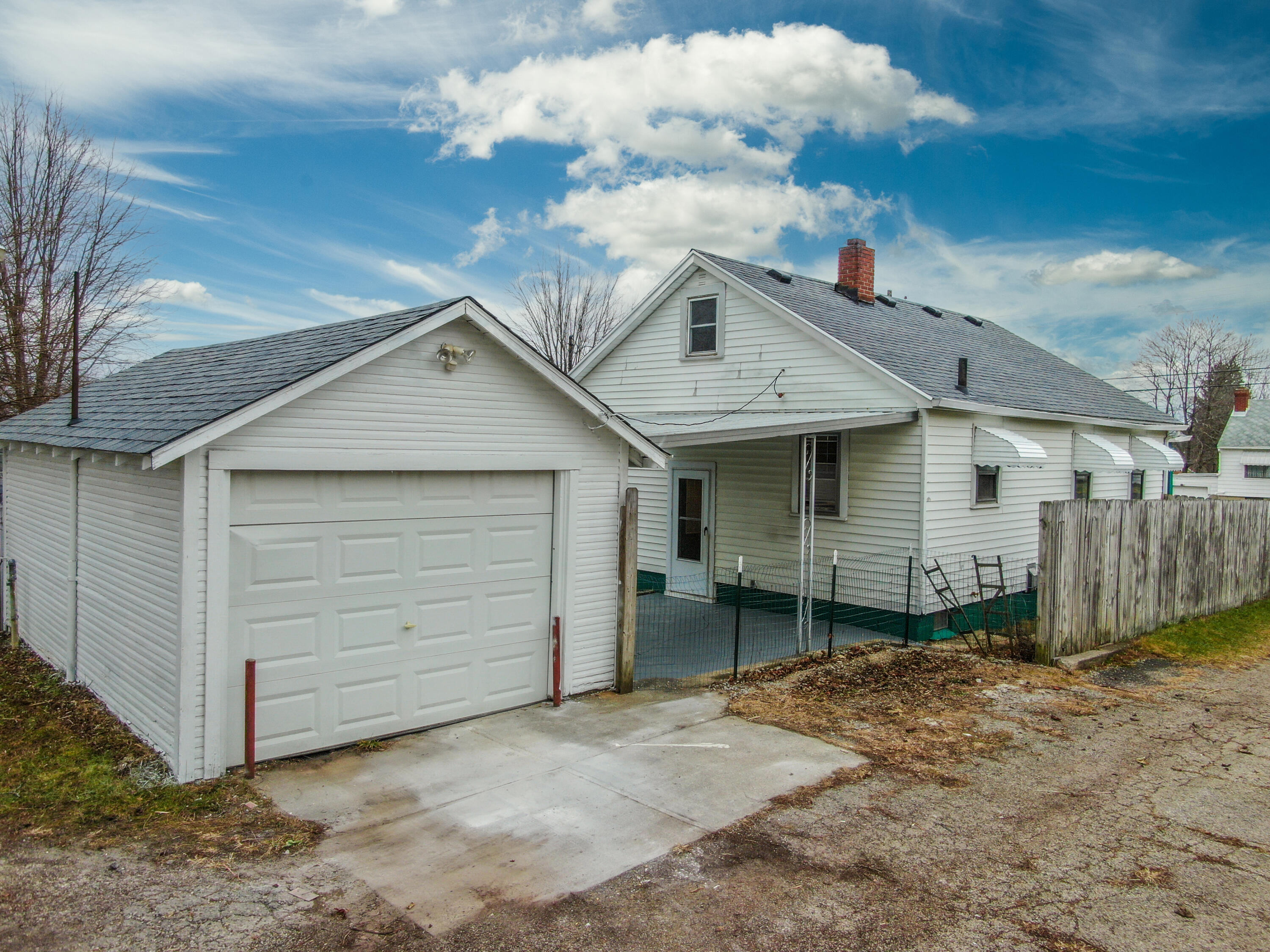 1015 Beacon, Springfield, Ohio 45505