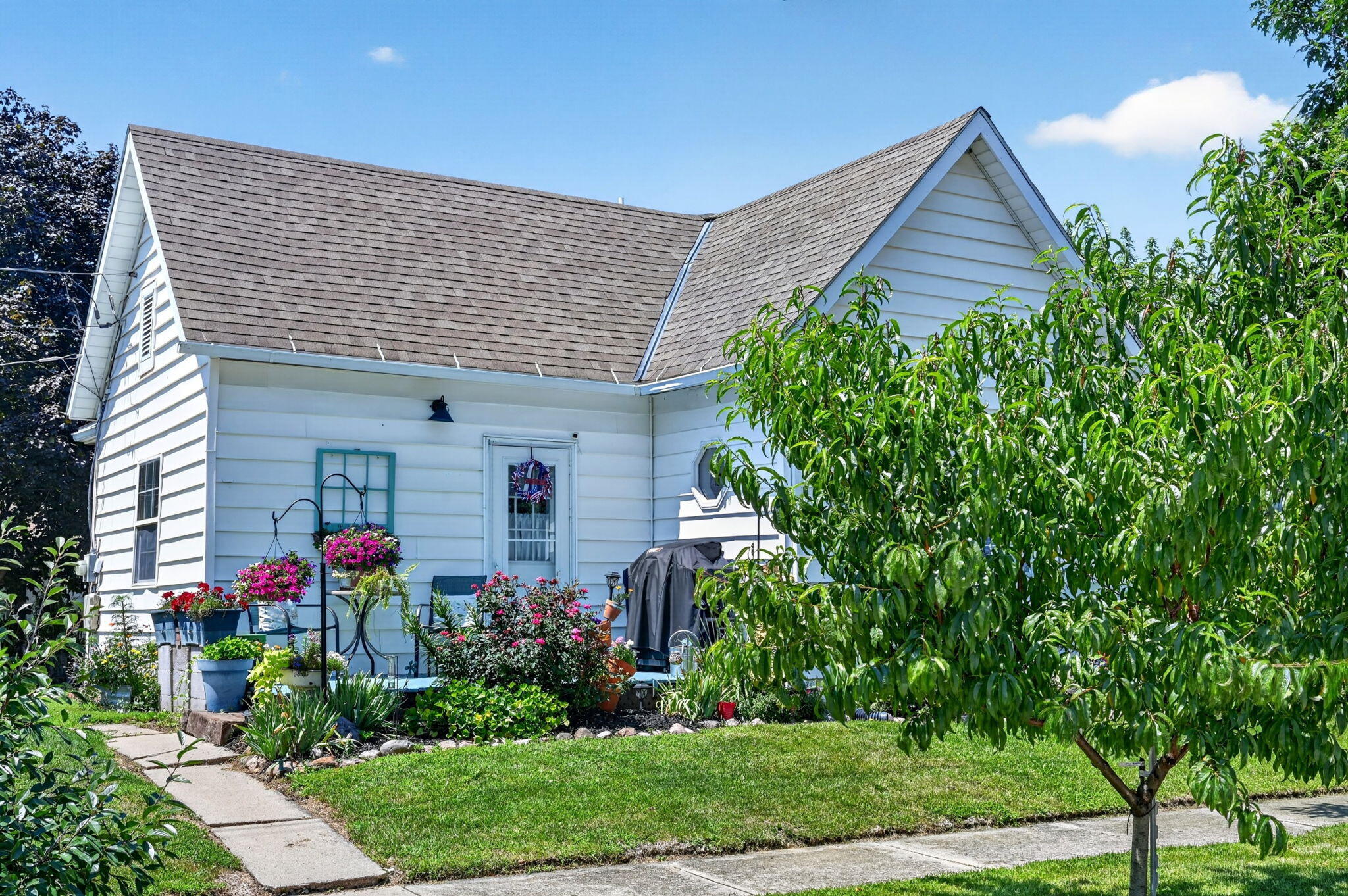 937 Hendricks, Saint Marys, Ohio 45885