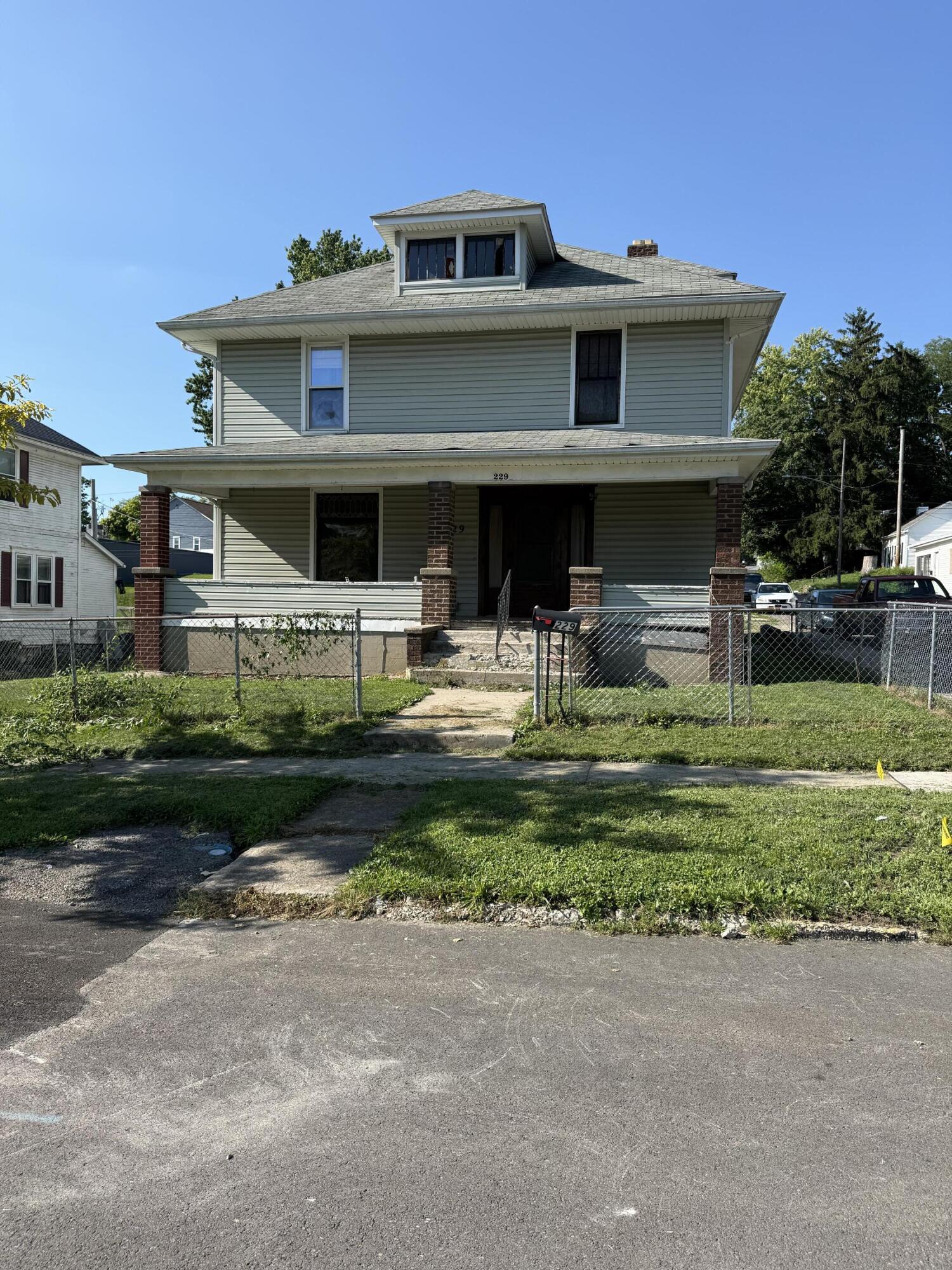 229 Patterson, Bellefontaine, Ohio 43311