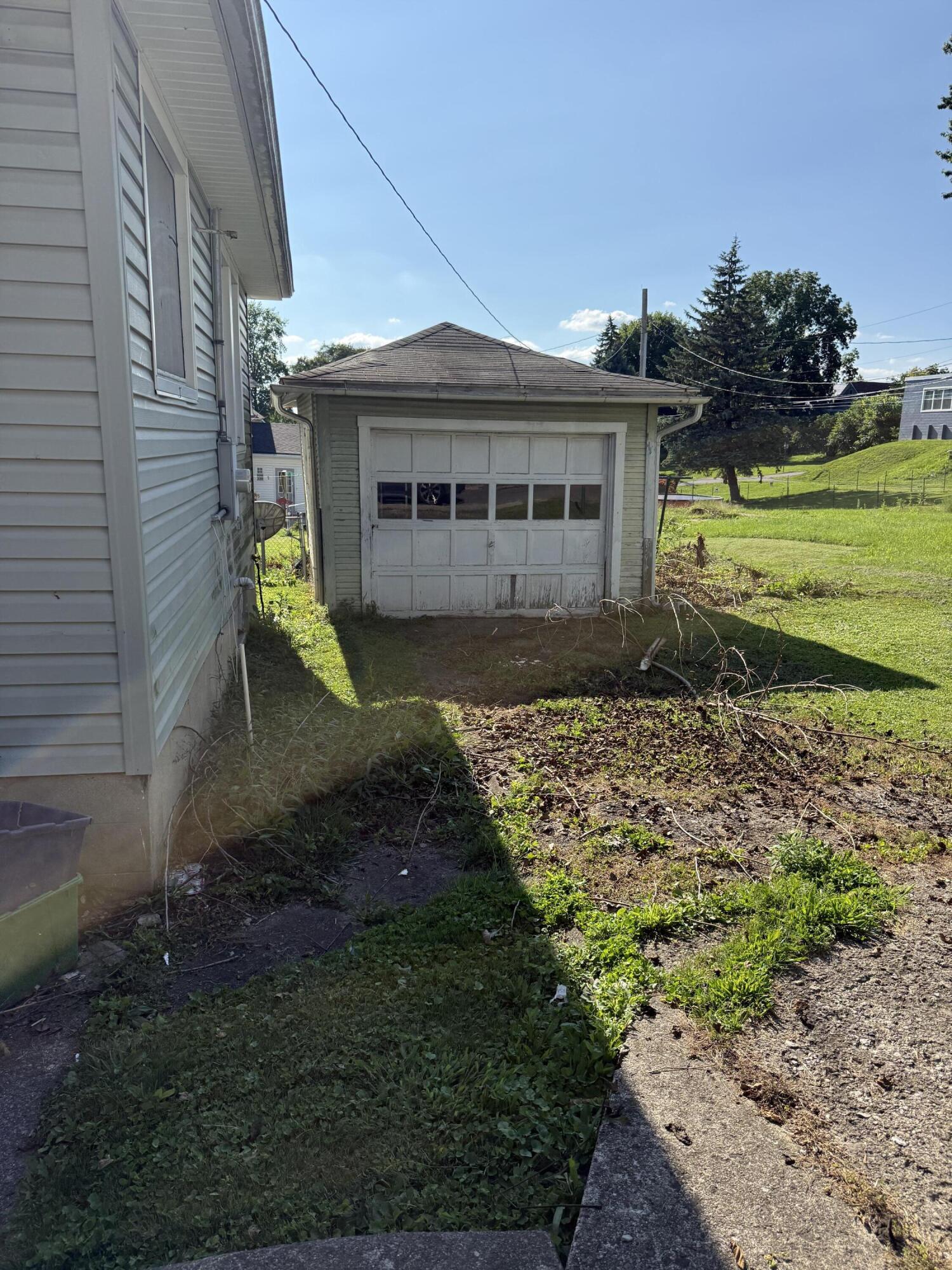 229 Patterson, Bellefontaine, Ohio 43311