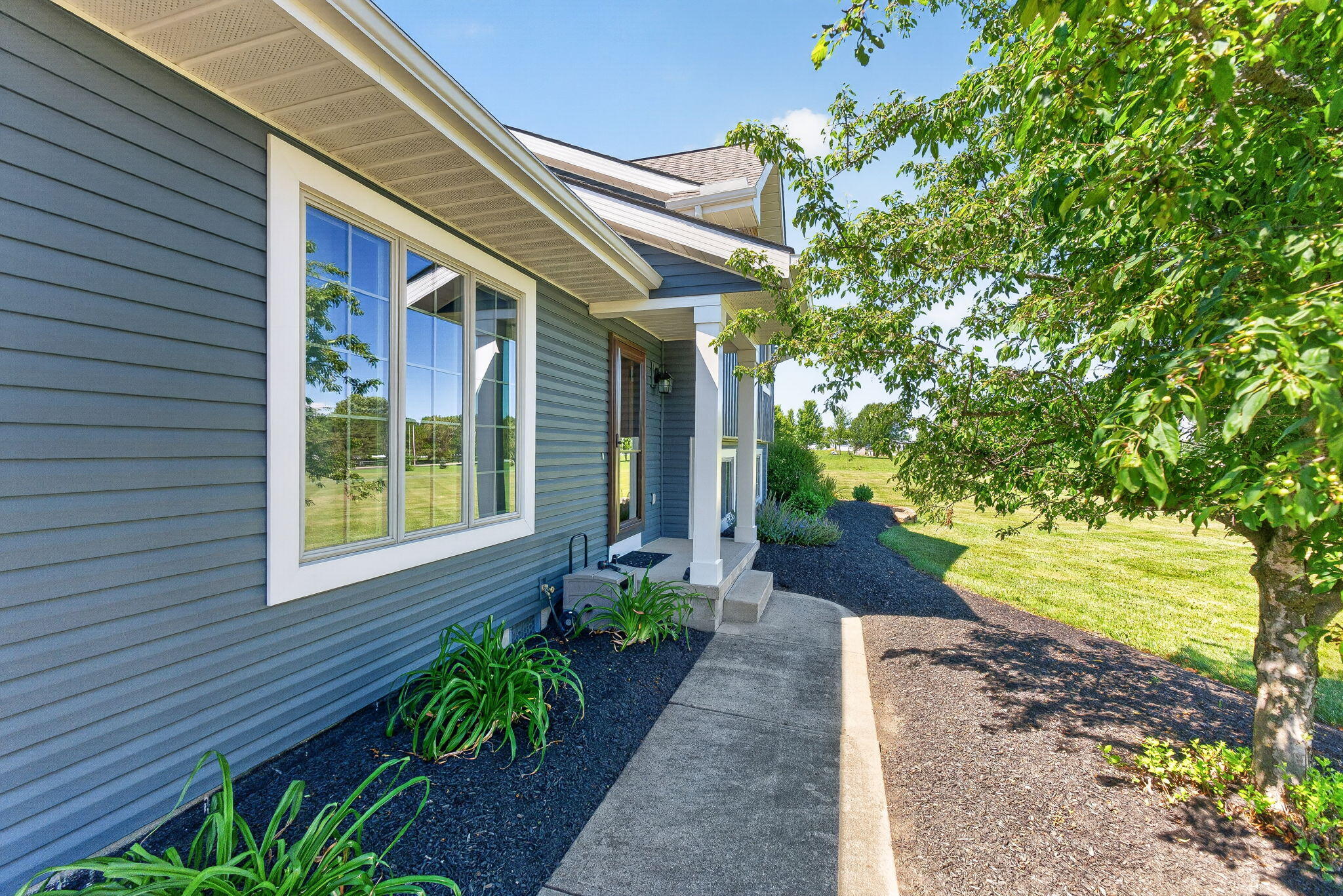 10273 State Route 287, Zanesfield, Ohio 43360