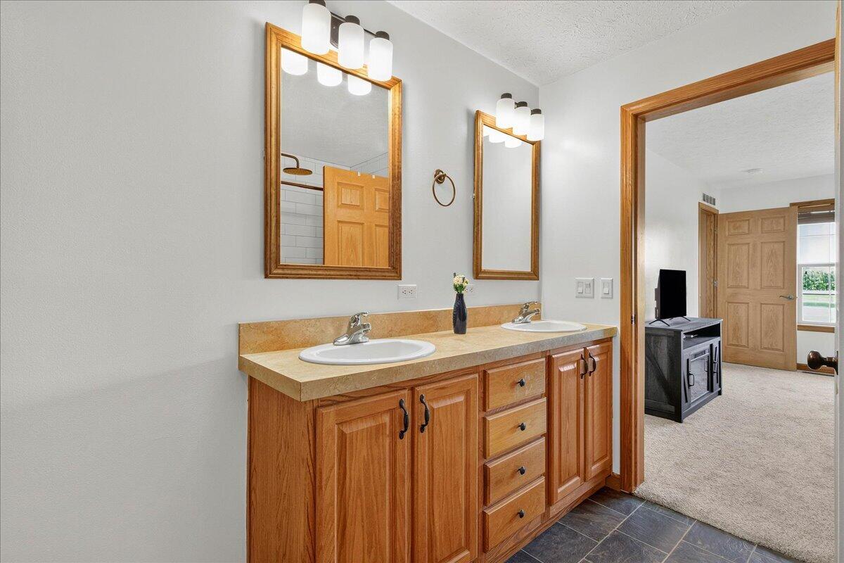 10543 County Road 41, West Liberty, Ohio 43357