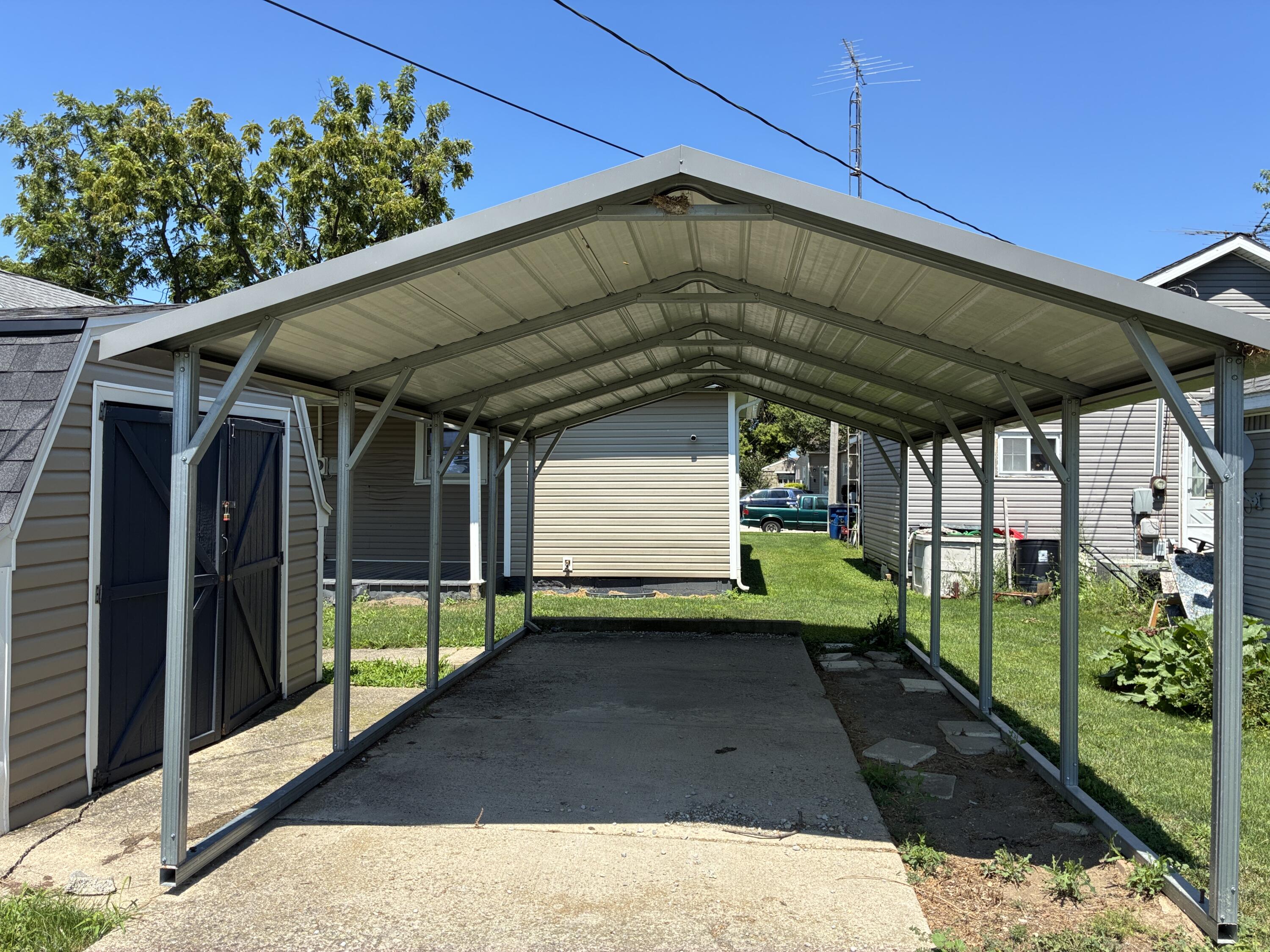 1025 Hendricks, Saint Marys, Ohio 45885