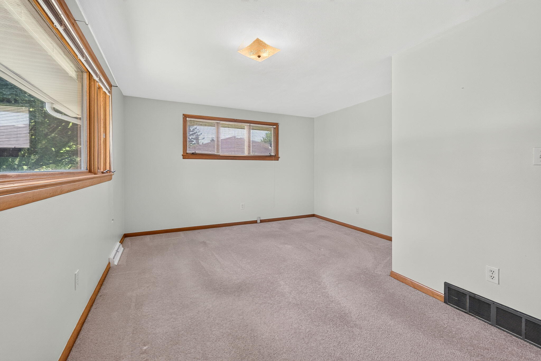 108 Pleasant, Bellefontaine, Ohio 43311