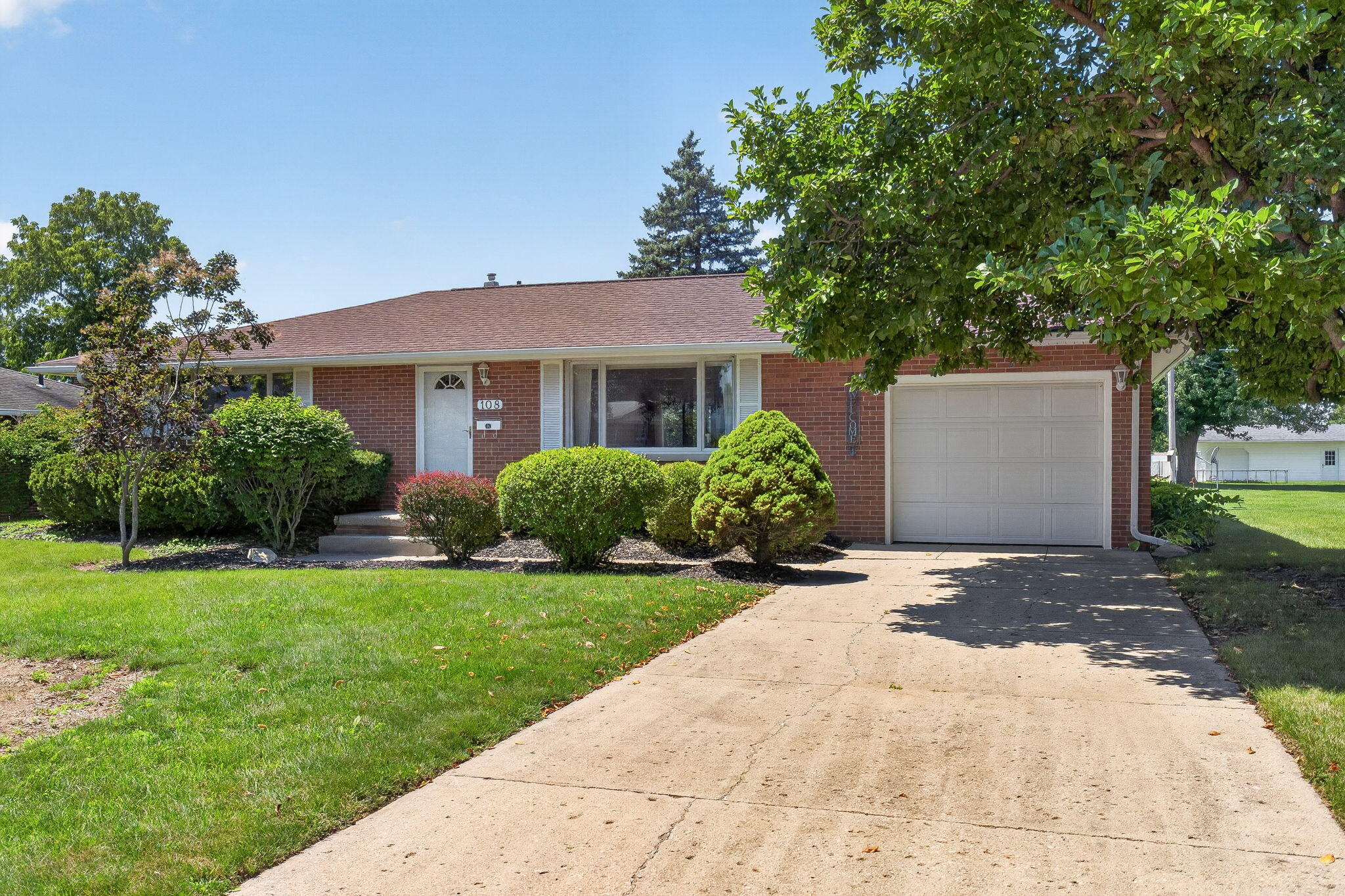 108 Pleasant, Bellefontaine, Ohio 43311