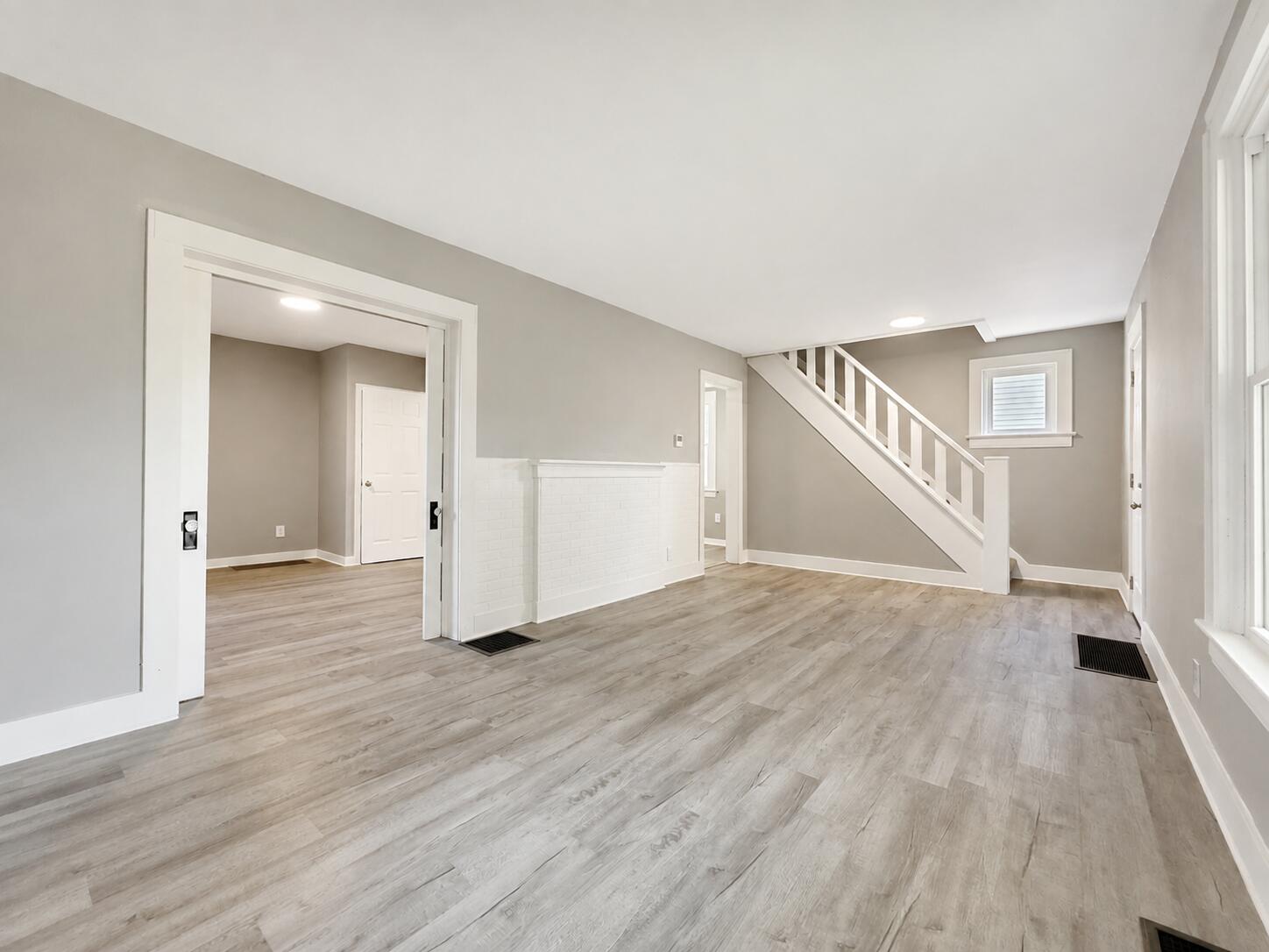 23 Douglas, Springfield, Ohio 45503