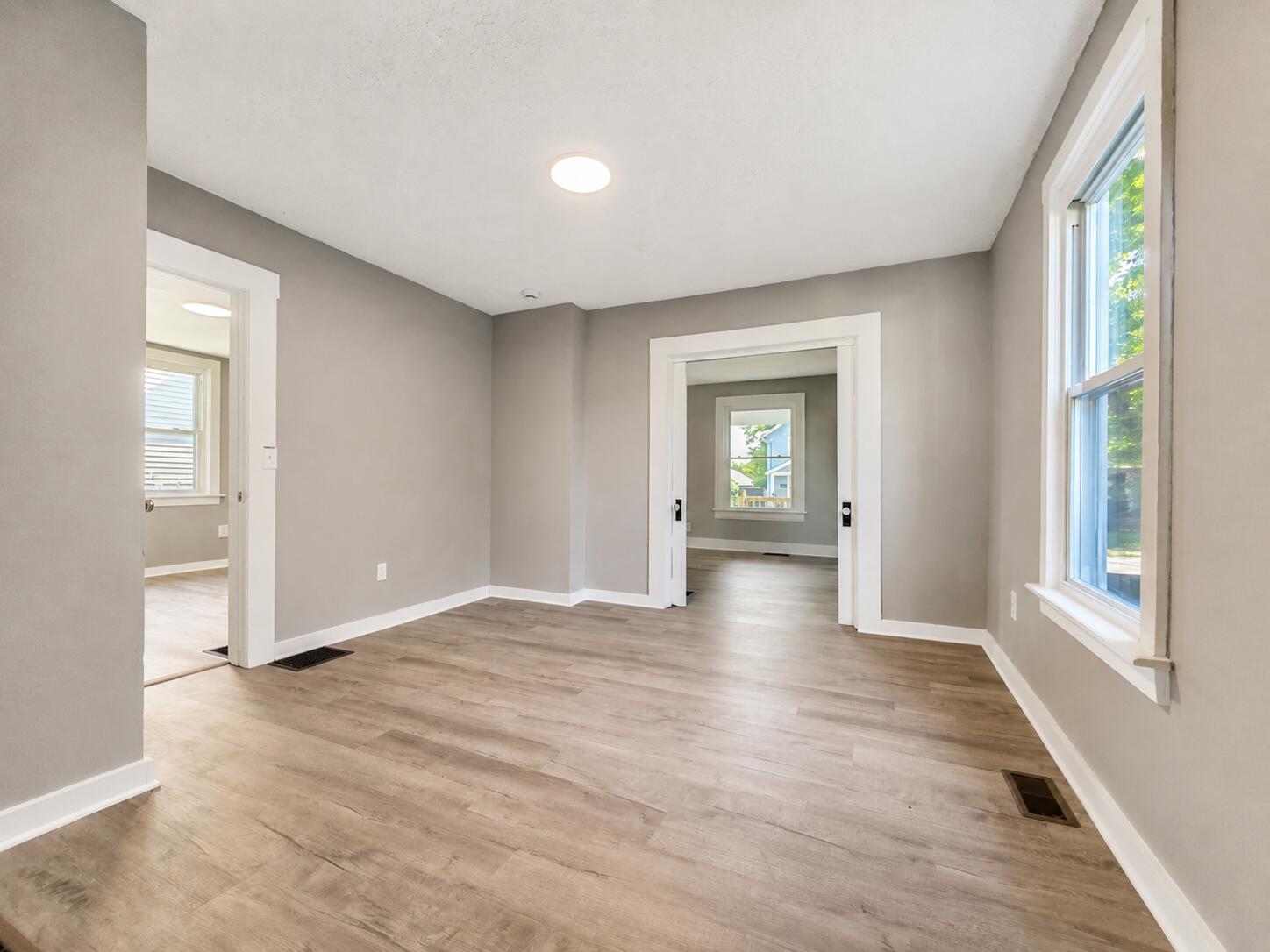 23 Douglas, Springfield, Ohio 45503