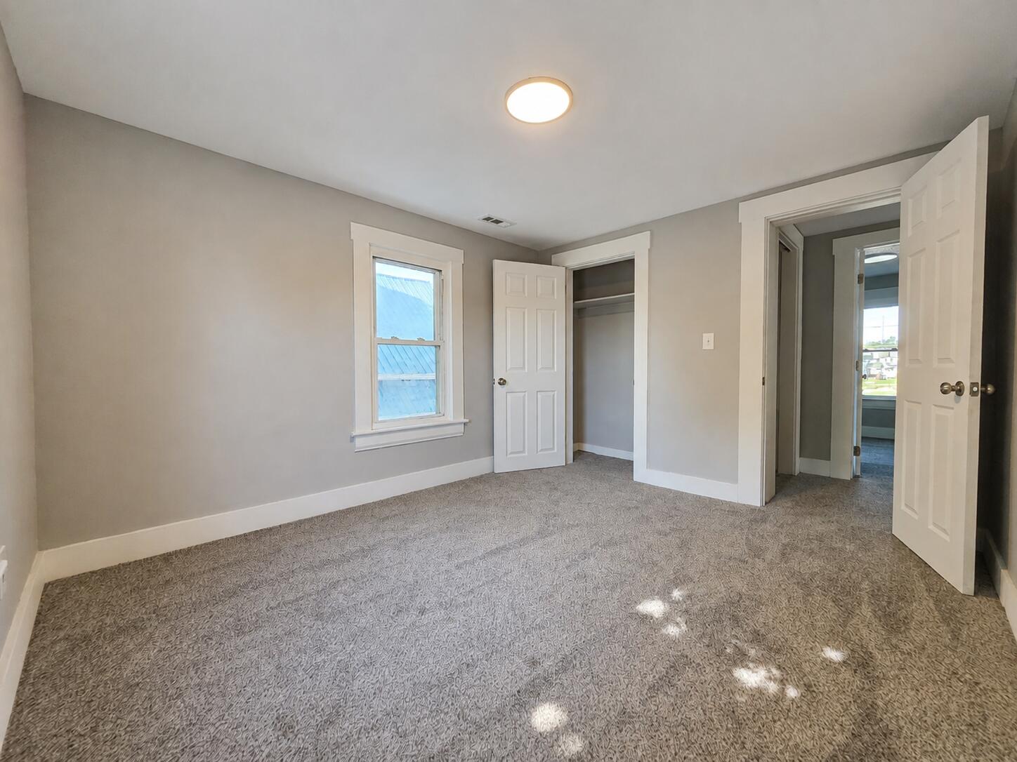 23 Douglas, Springfield, Ohio 45503