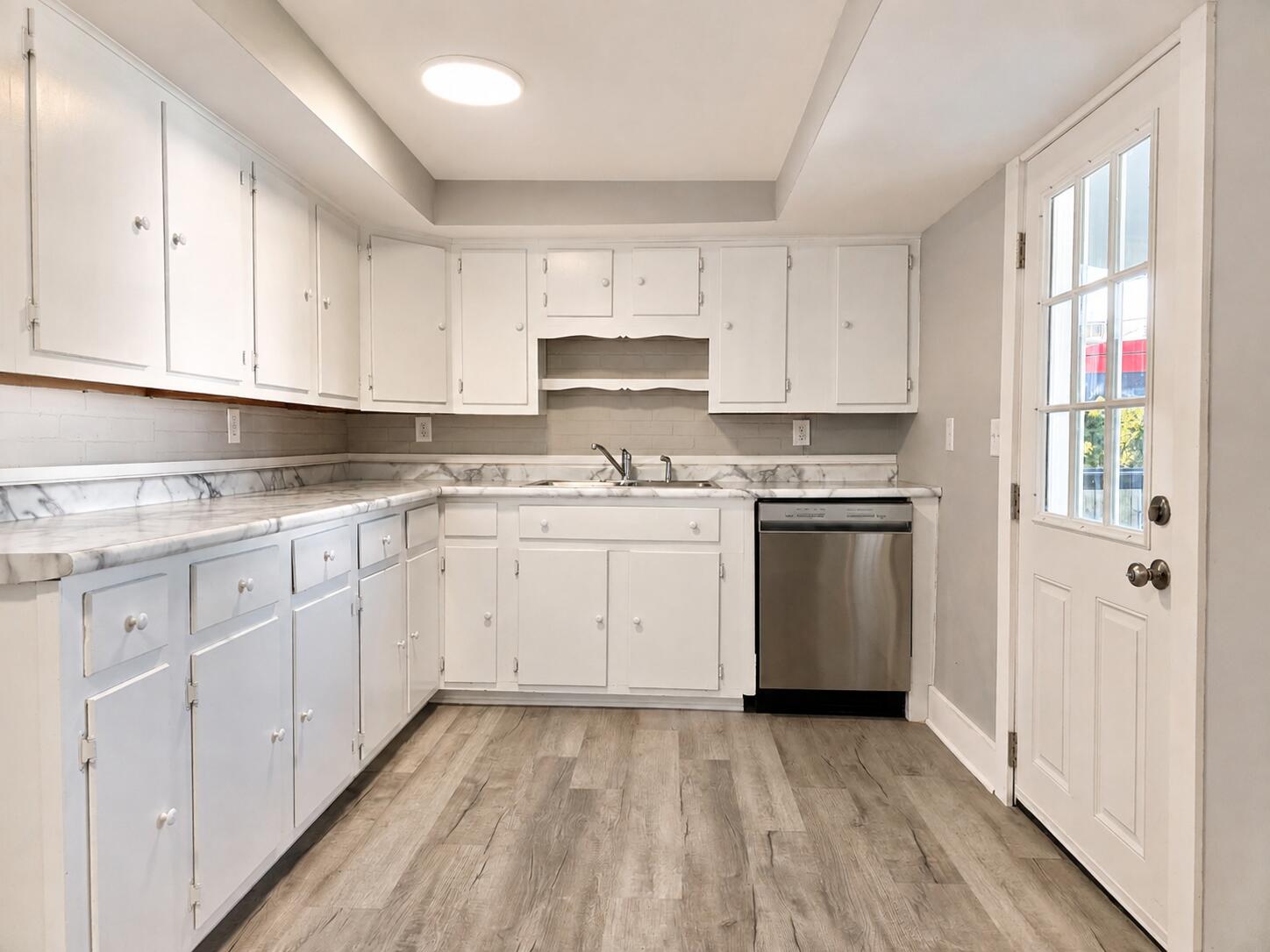 23 Douglas, Springfield, Ohio 45503