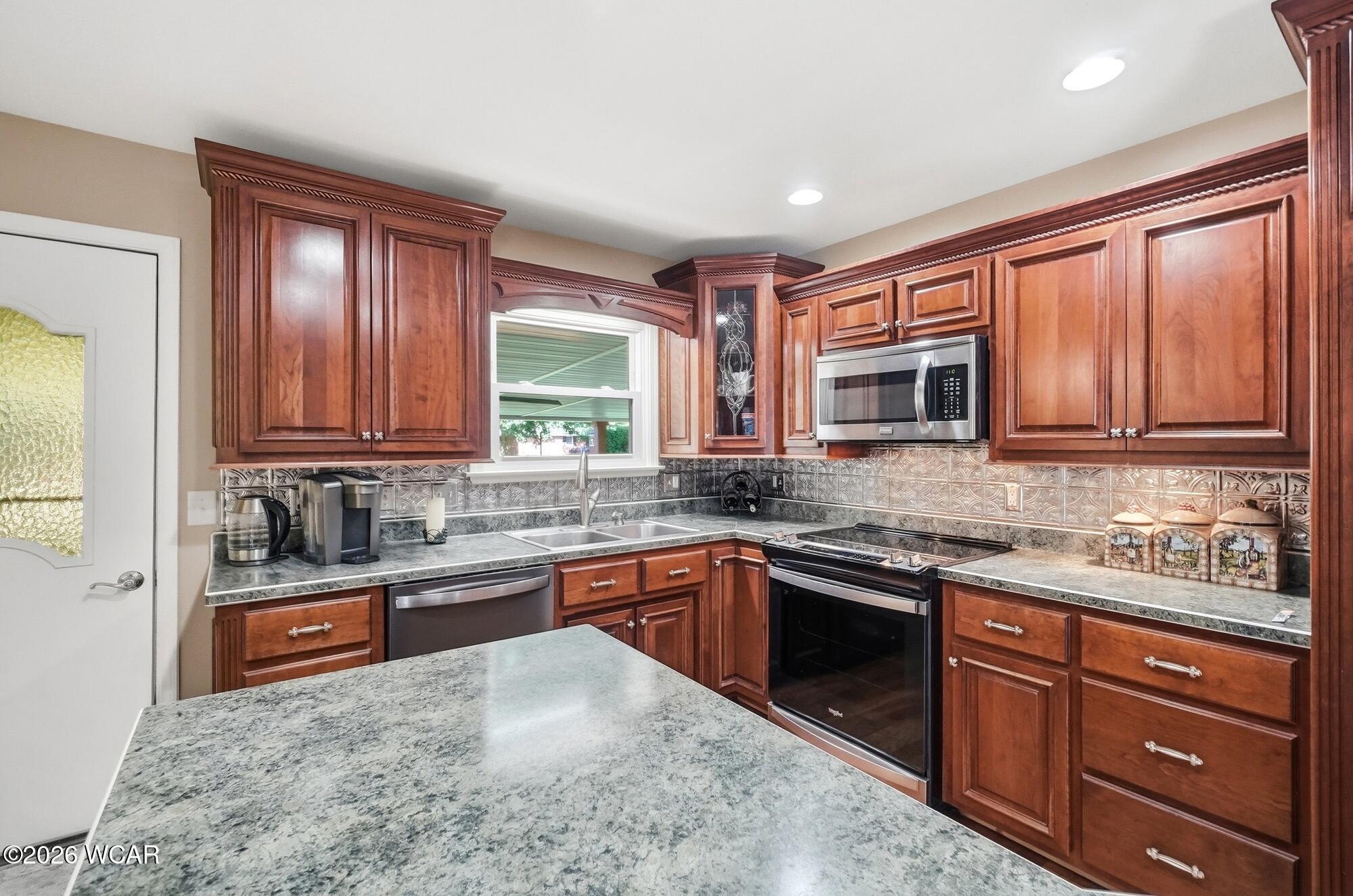 1009 Carolyn Drive, Delphos, Ohio