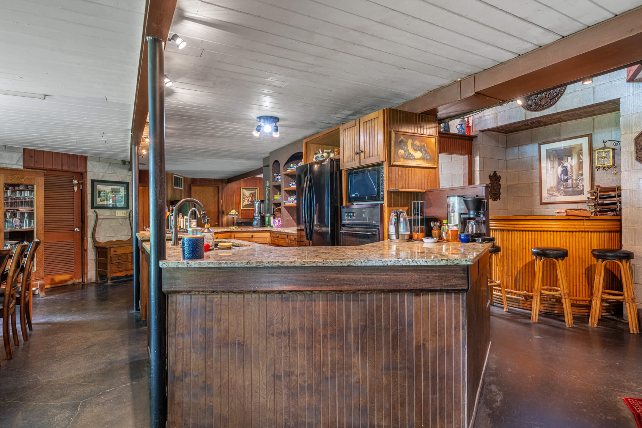 445 South College, Yellow Springs, Ohio 45387