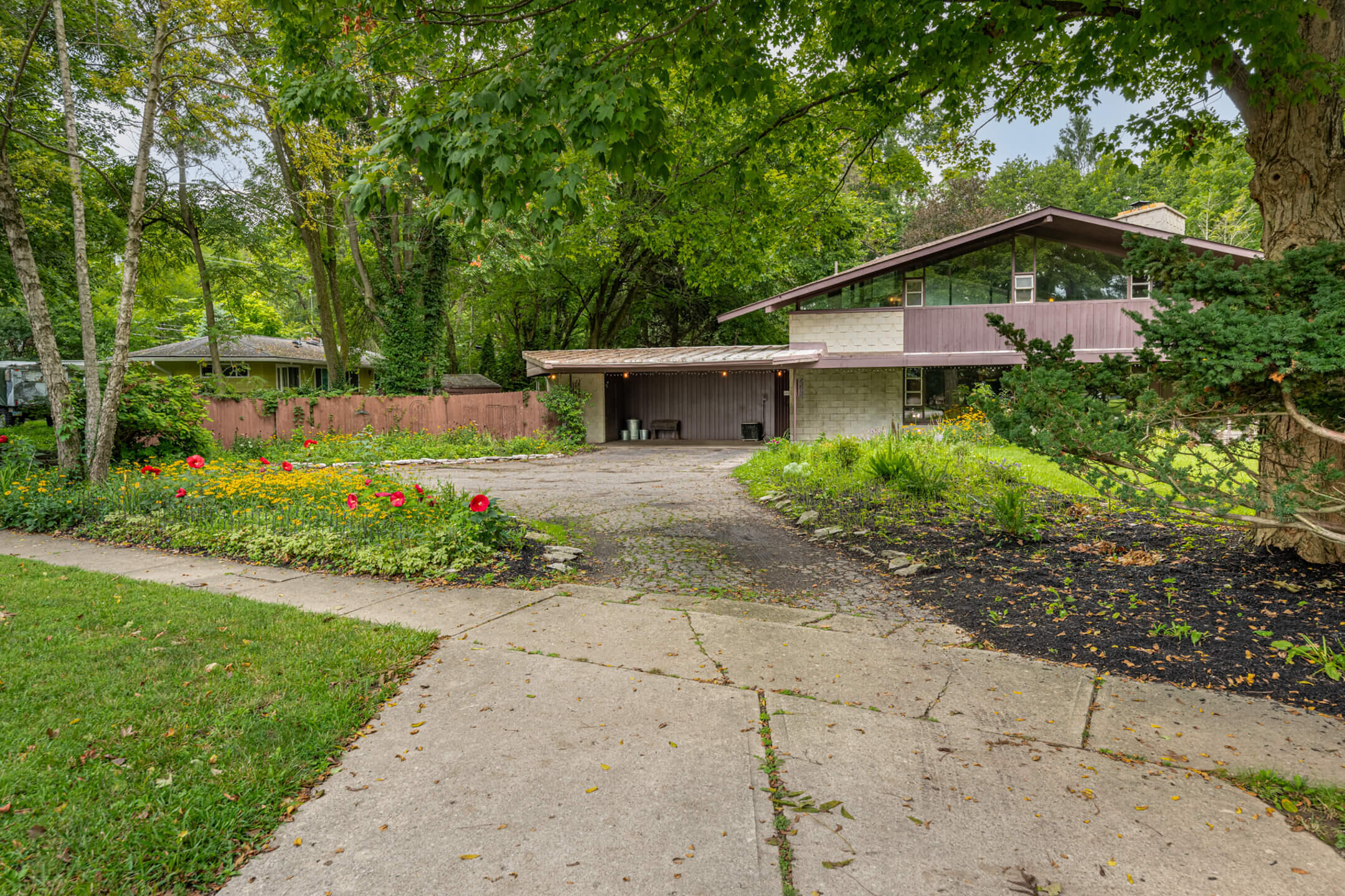 445 South College, Yellow Springs, Ohio 45387