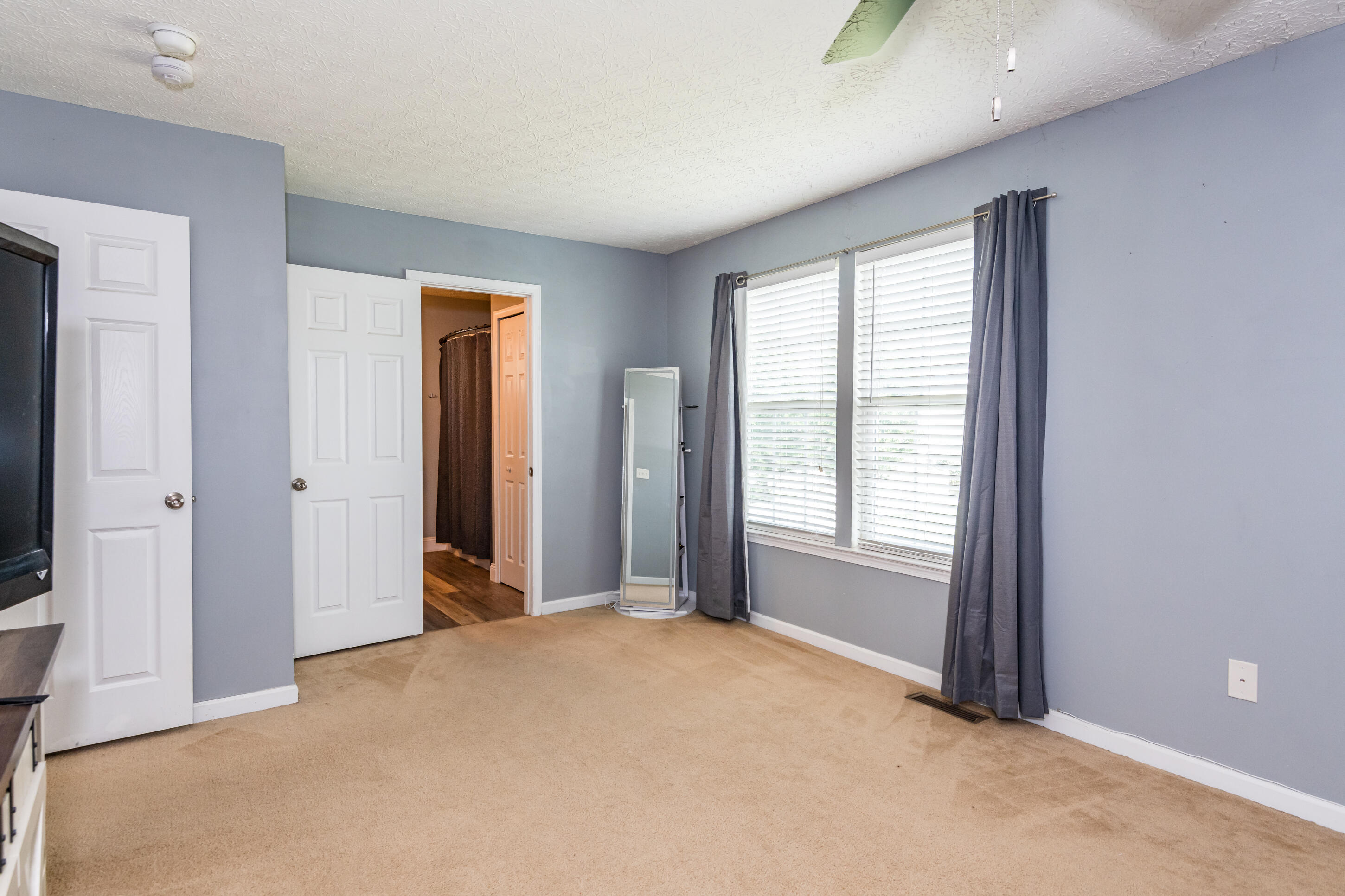 2261 Girard, Troy, Ohio 45373