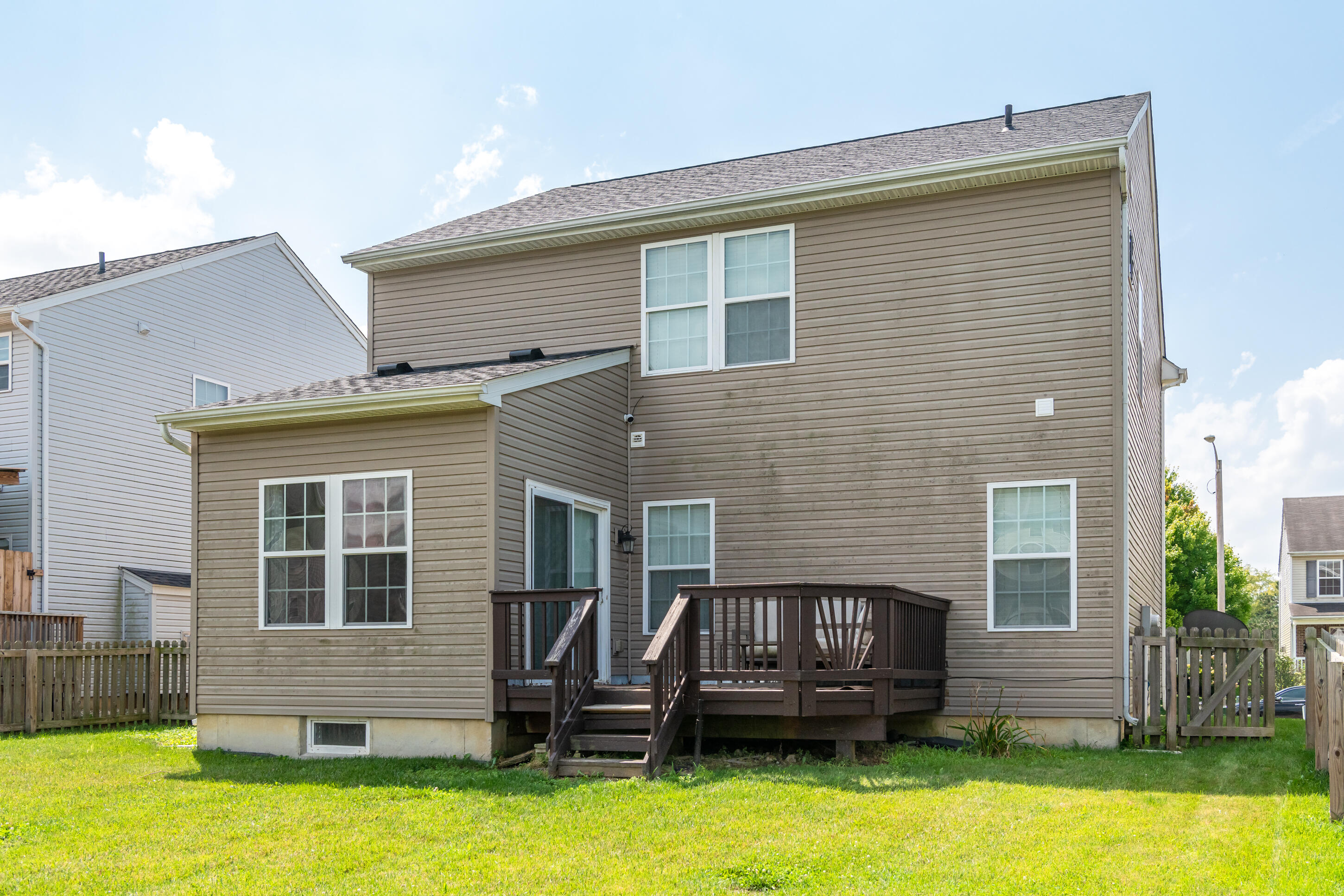 2261 Girard, Troy, Ohio 45373