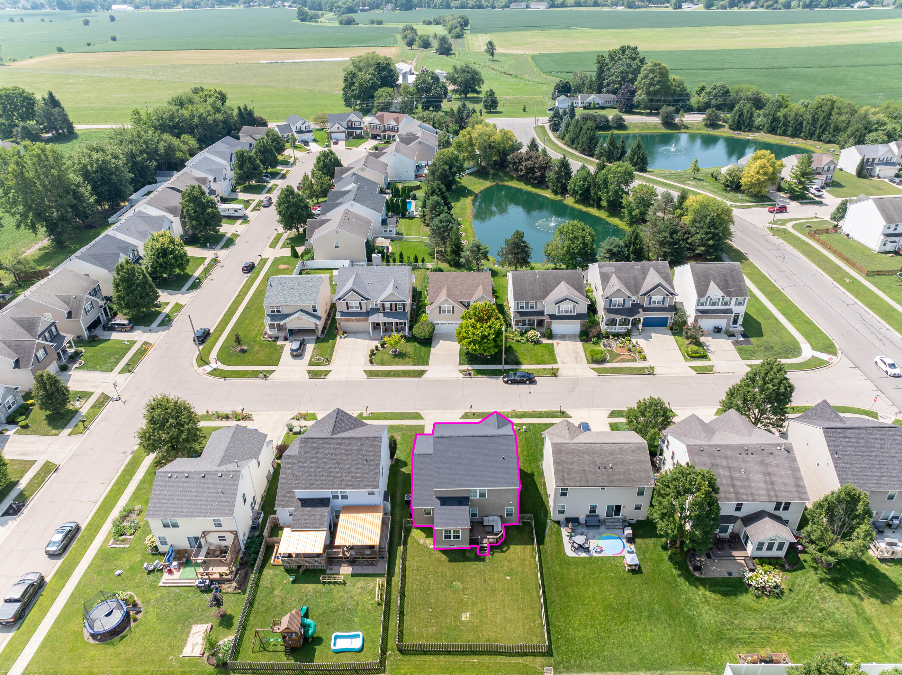 2261 Girard, Troy, Ohio 45373
