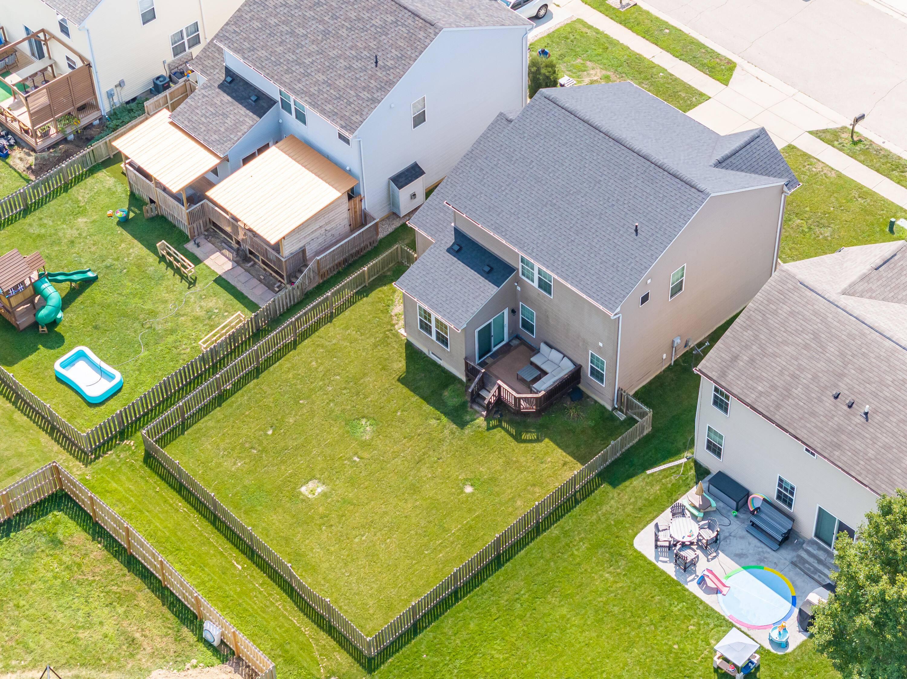 2261 Girard, Troy, Ohio 45373