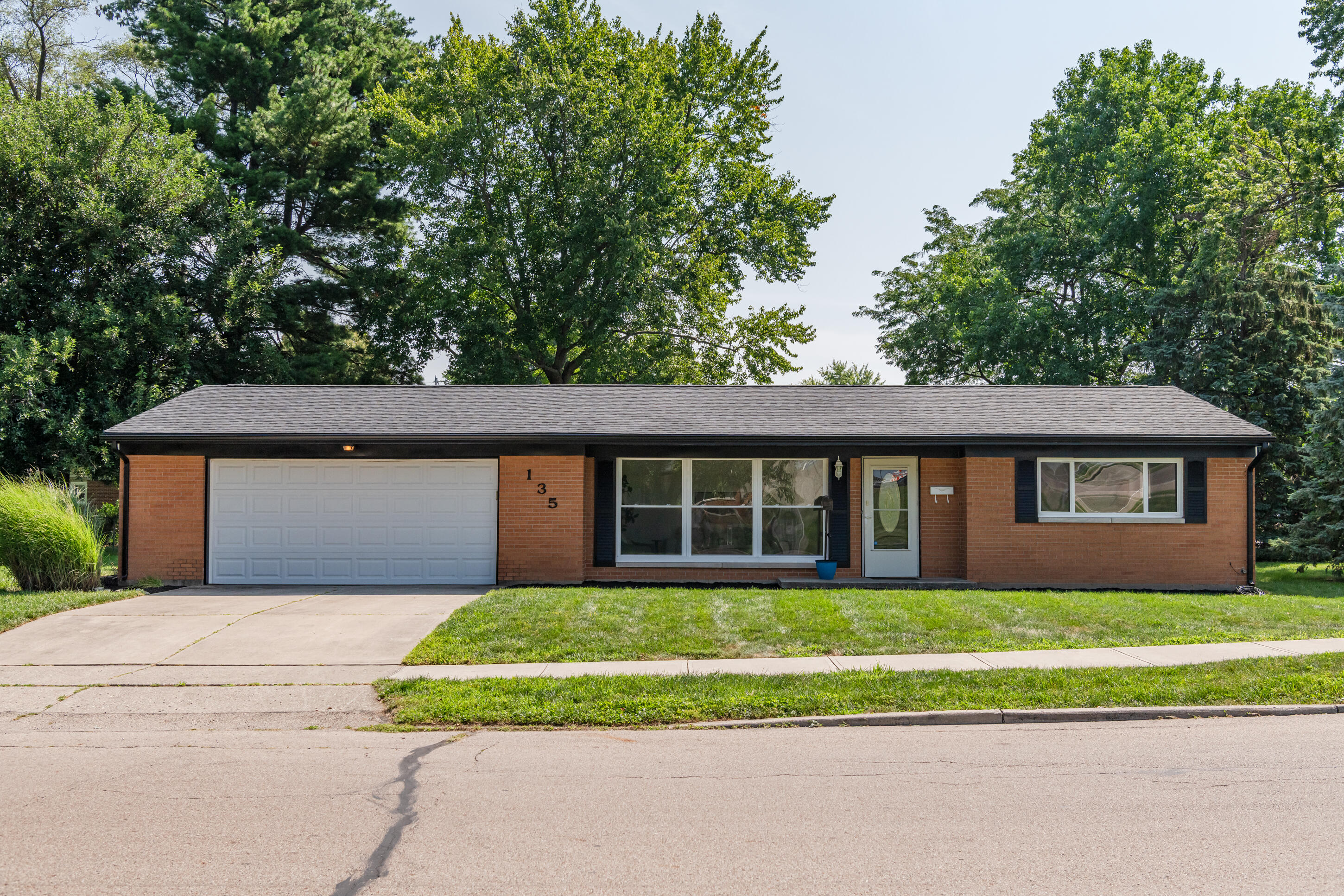 135 Shaftsbury, Troy, Ohio 45373