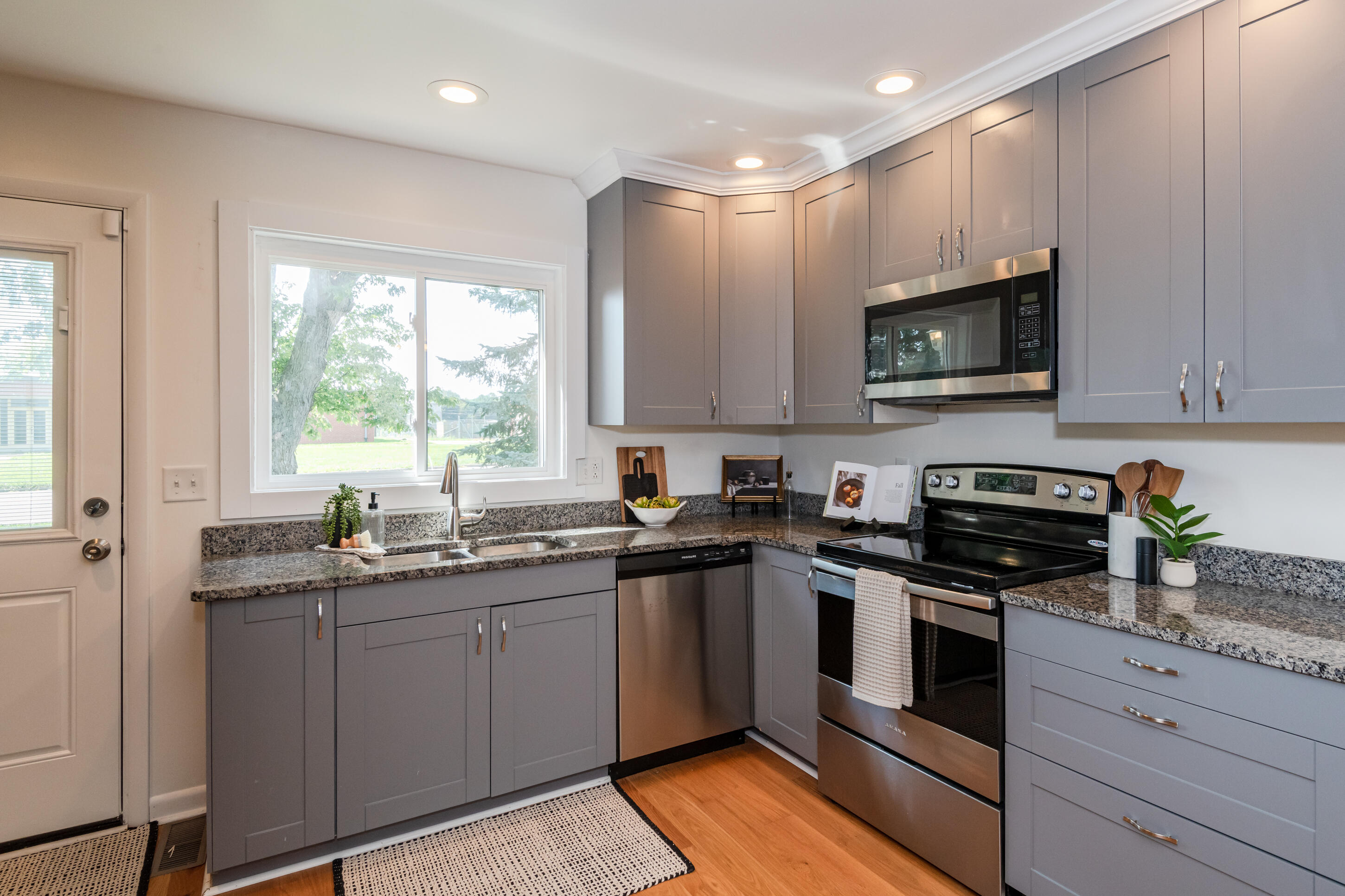 135 Shaftsbury, Troy, Ohio 45373