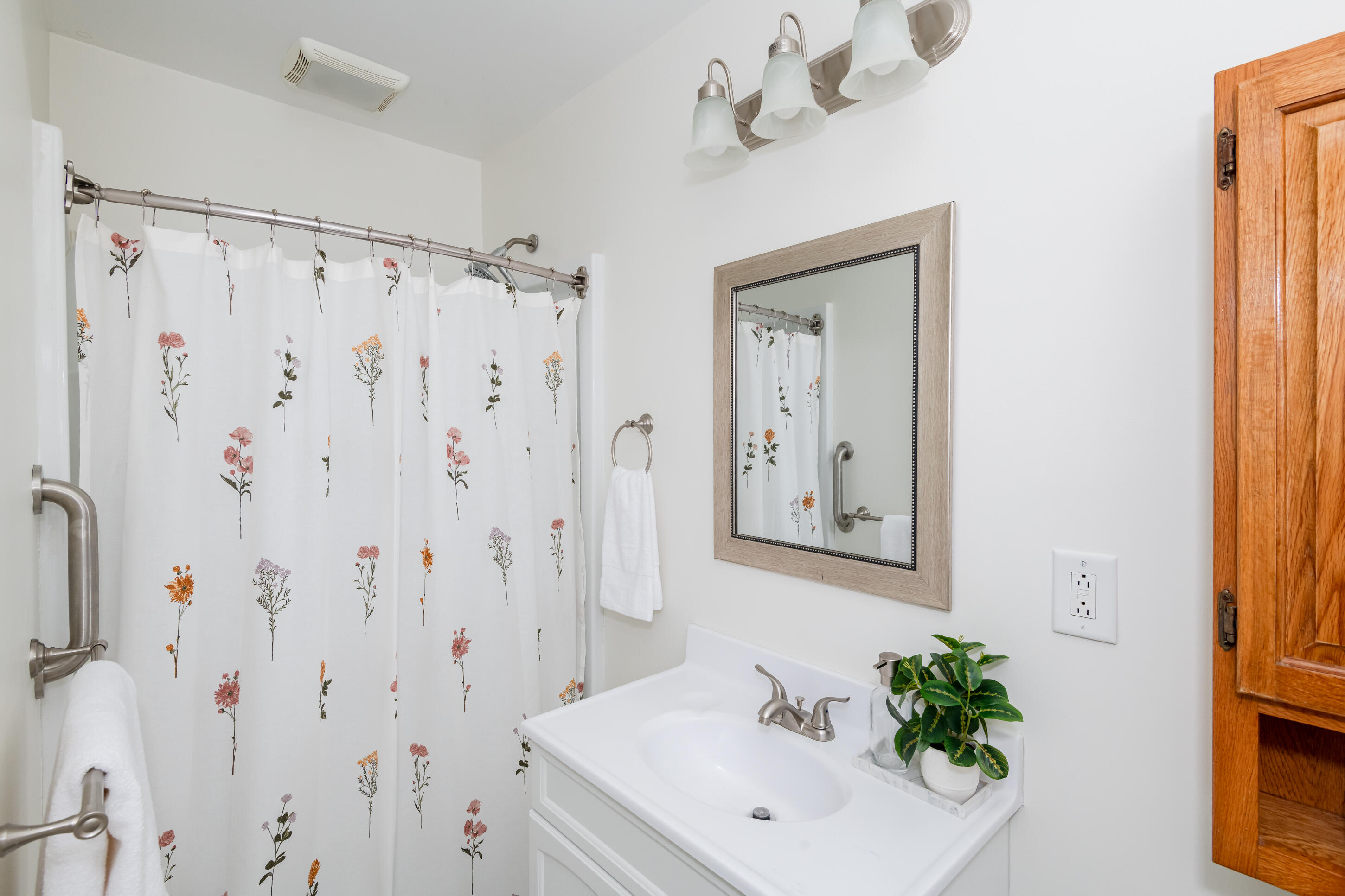 135 Shaftsbury, Troy, Ohio 45373