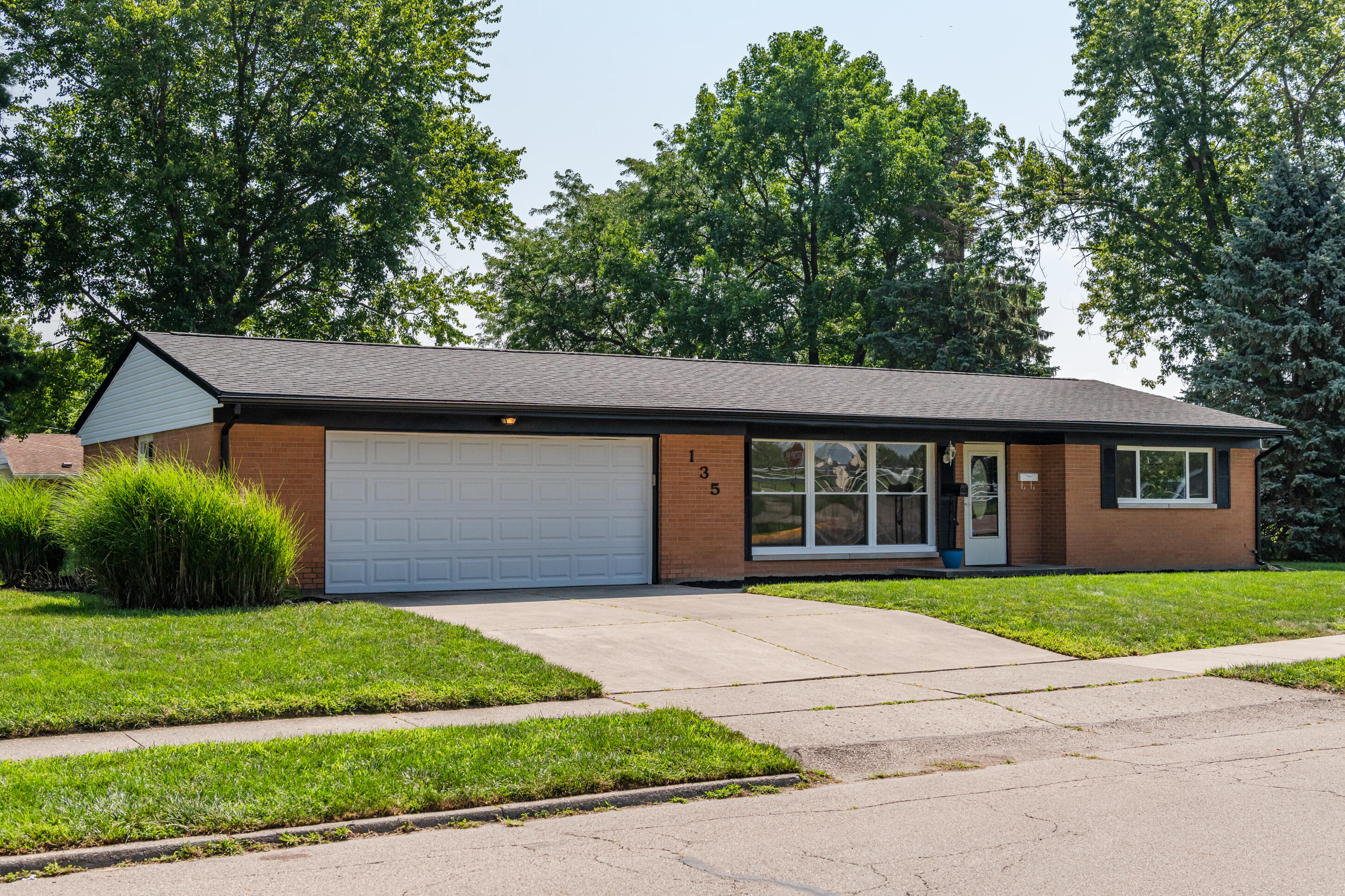 135 Shaftsbury, Troy, Ohio 45373