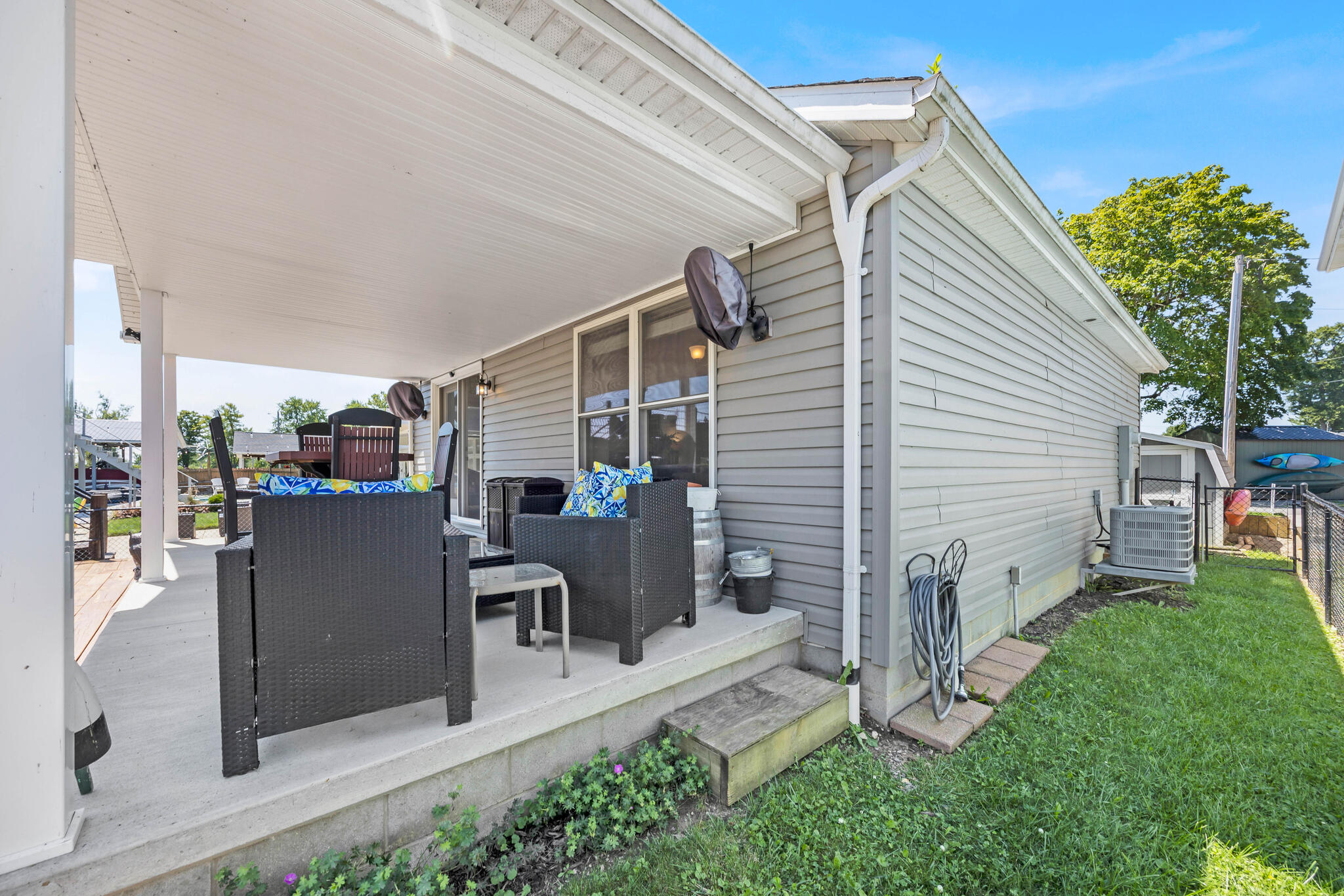 11525 Circle, Lakeview, Ohio 43331